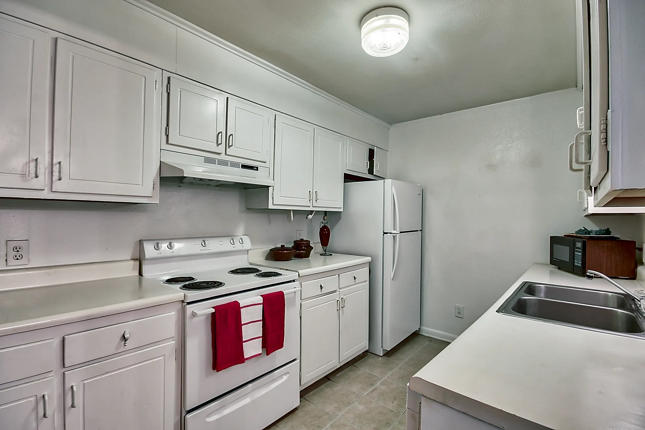 Sedgefield 1300 Valparaiso Dr Florence, SC Apartments for Rent Rent.