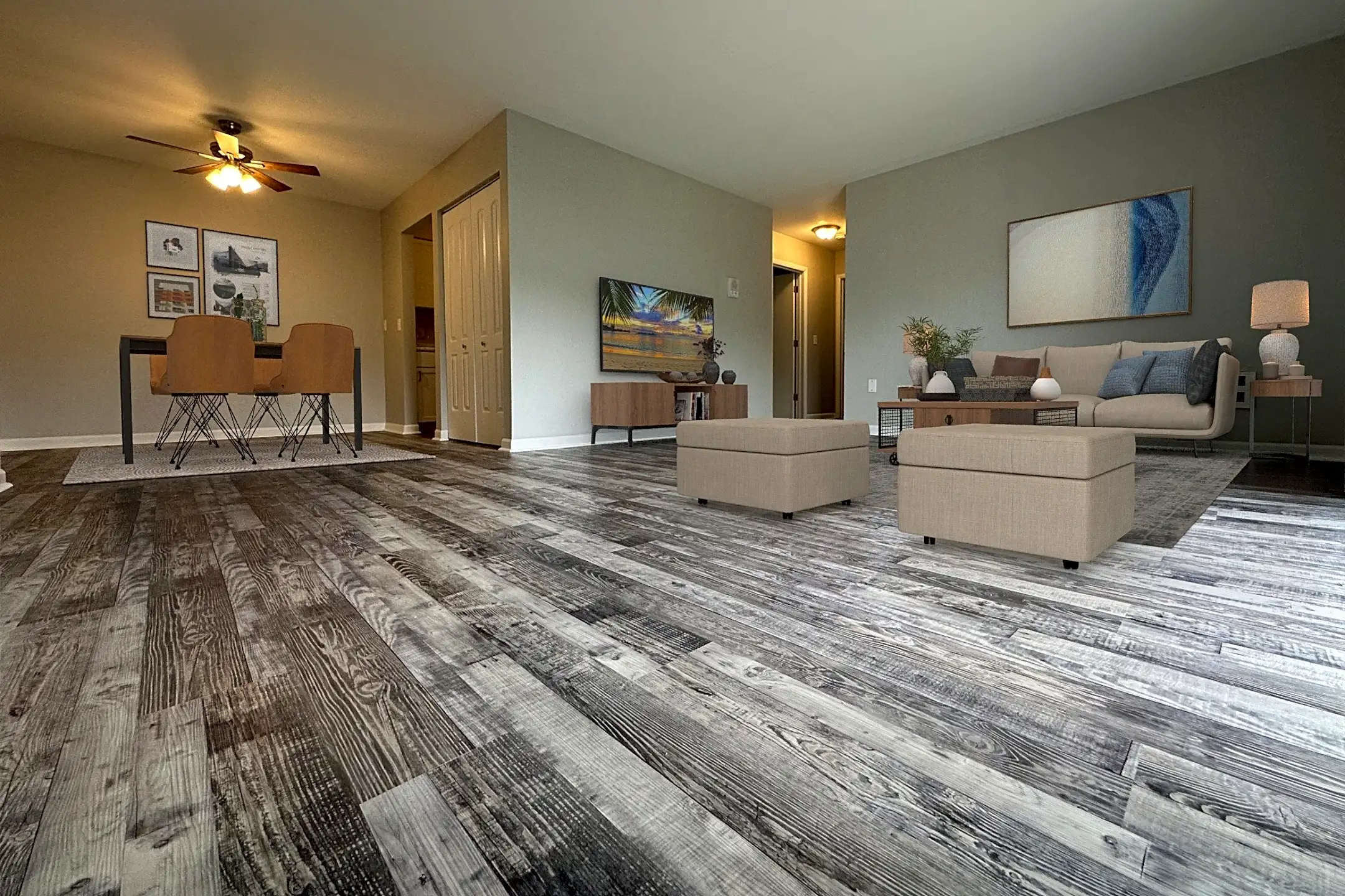 Living Room - The Peak - Toledo, OH