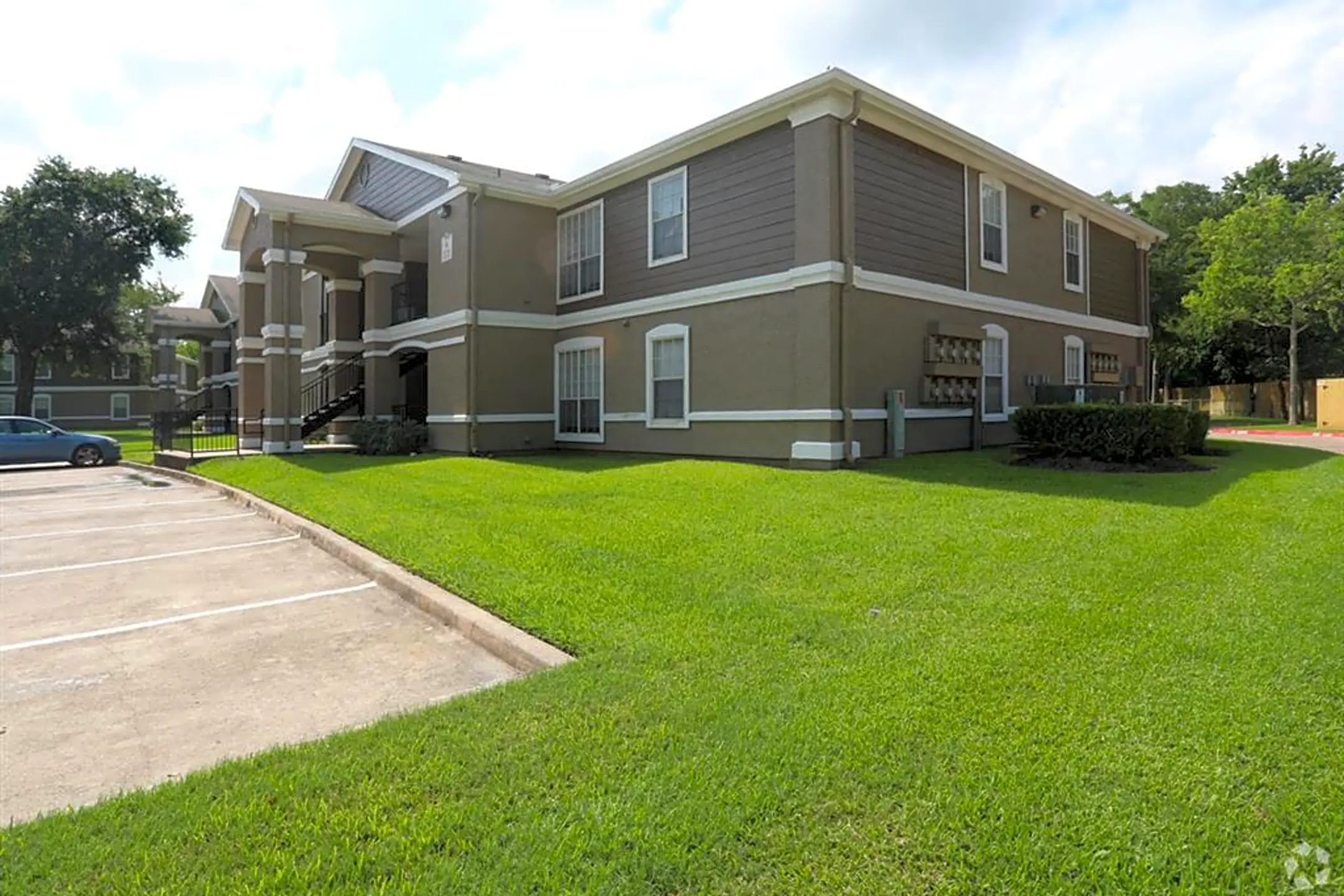 The Gateway at Lake Jackson Lake Jackson, TX 77566