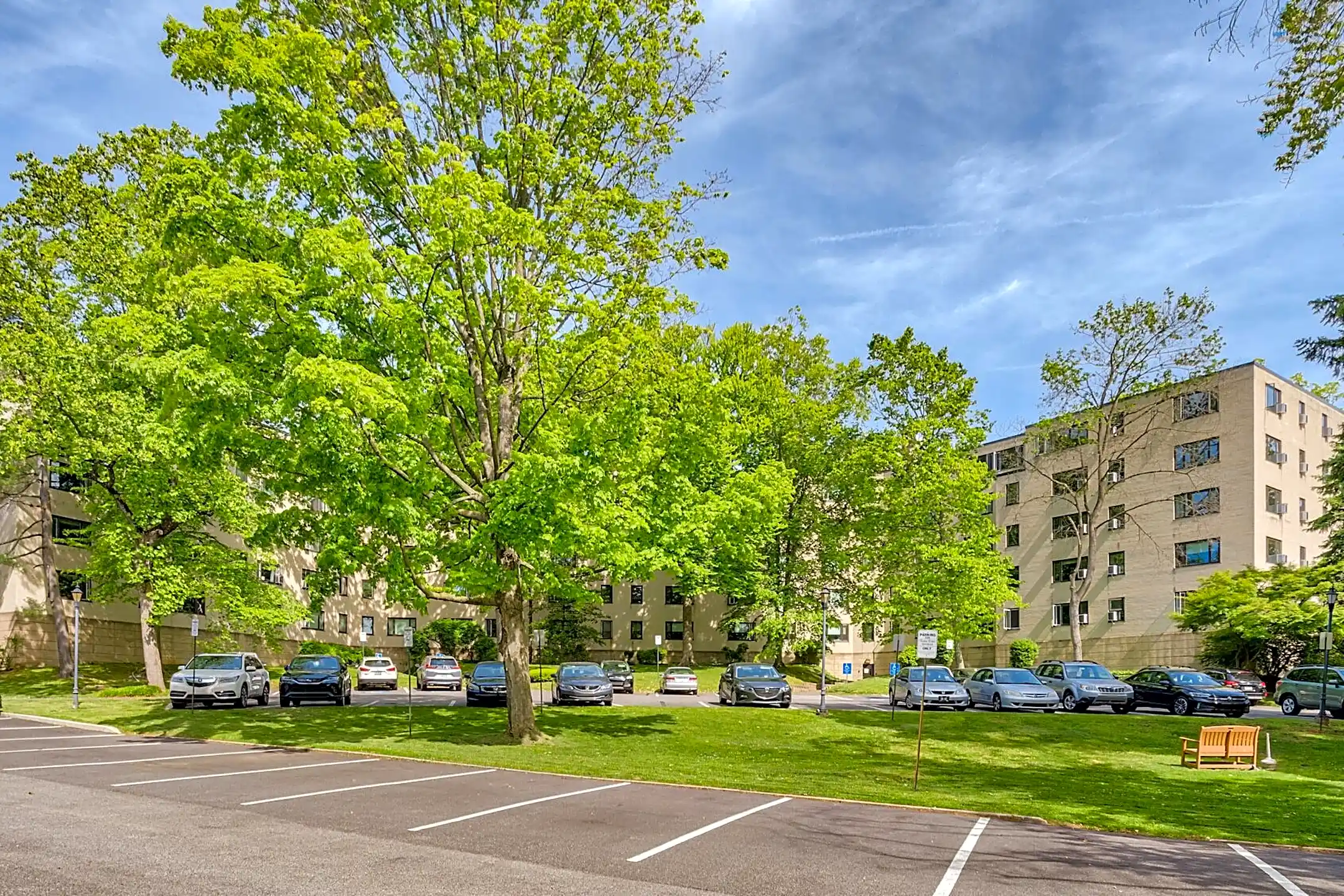 Thomas Wynne Apartments 200 N Wynnewood Ave Wynnewood, PA