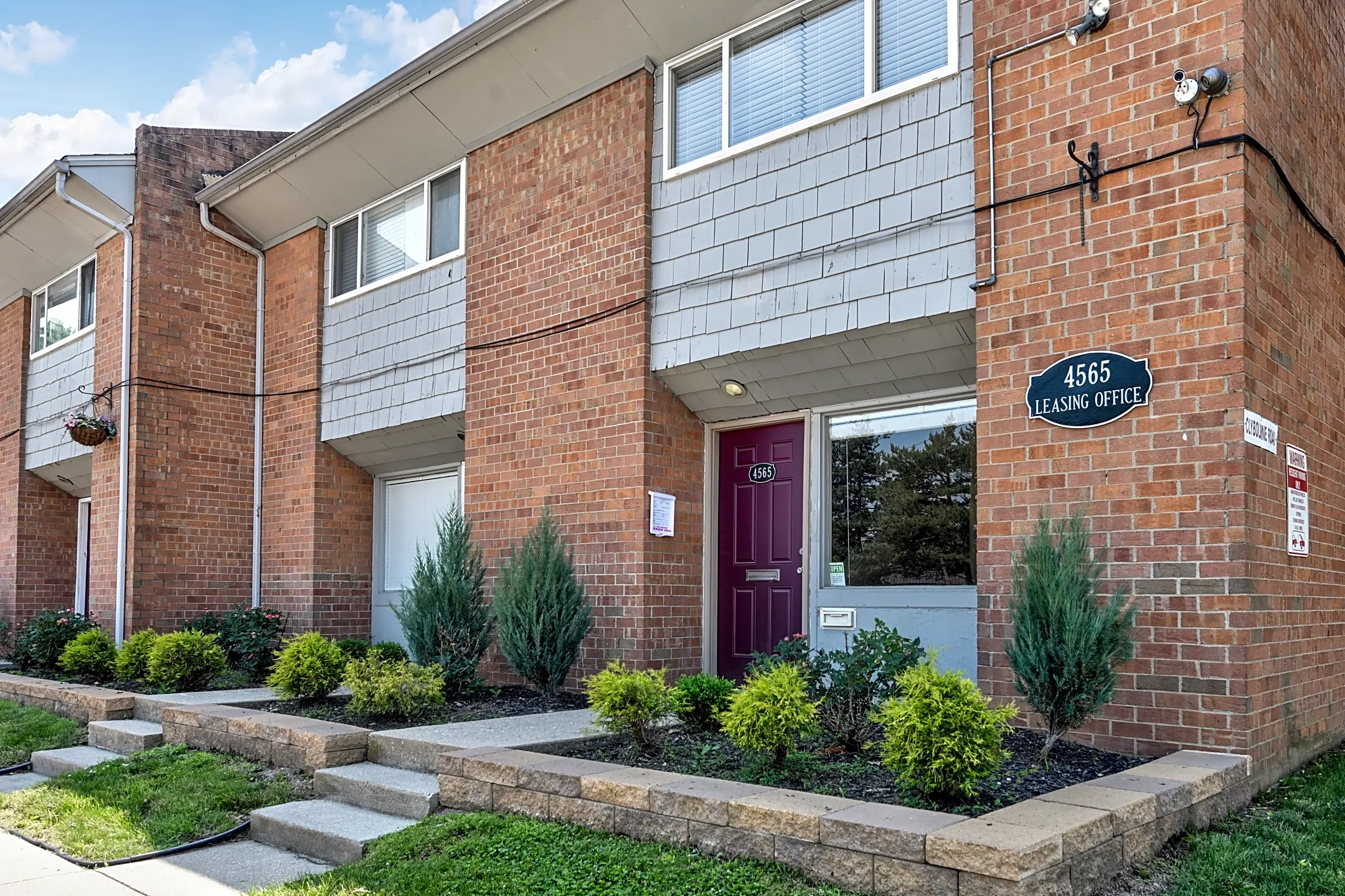 Leasing Office - Westerville Park Apartments - Columbus, OH