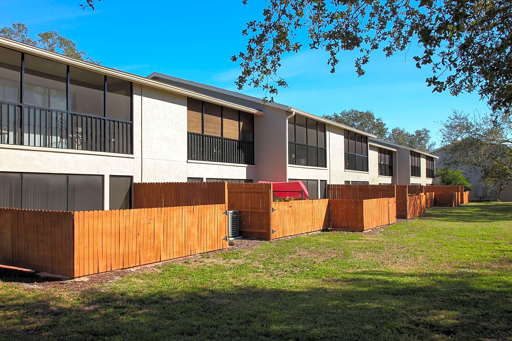 Vista Apartments Bradenton