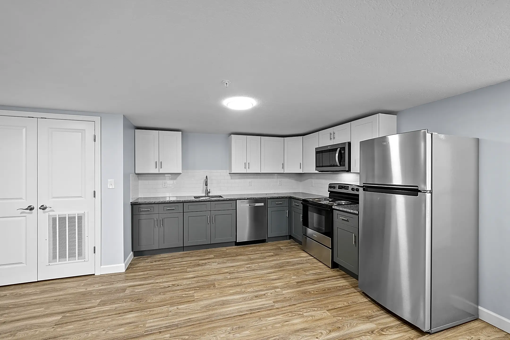 1765 Merriman Road Apartments Akron, OH 44313