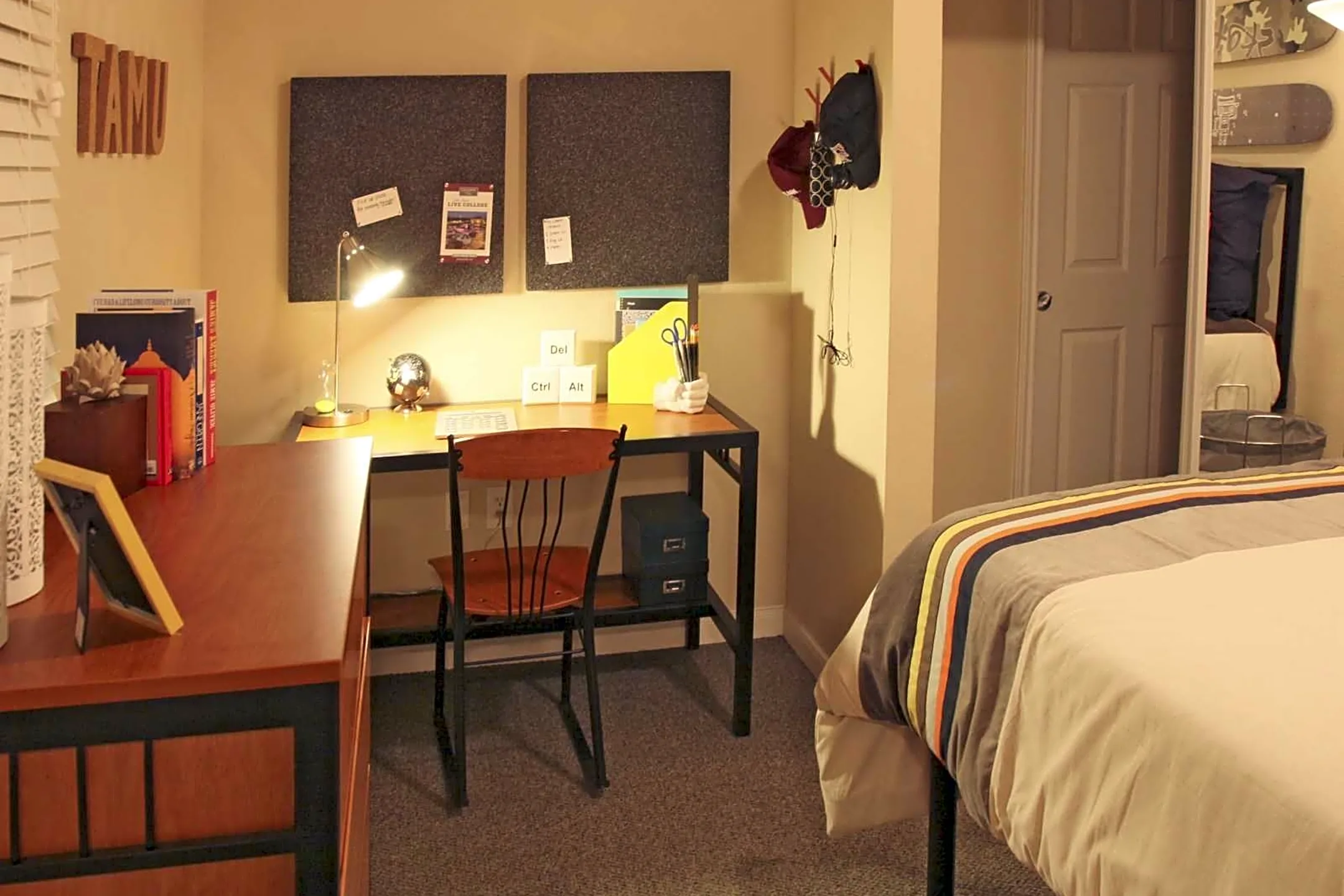 Callaway Villas - 305 Marion Pugh Dr College Station, TX Apartments