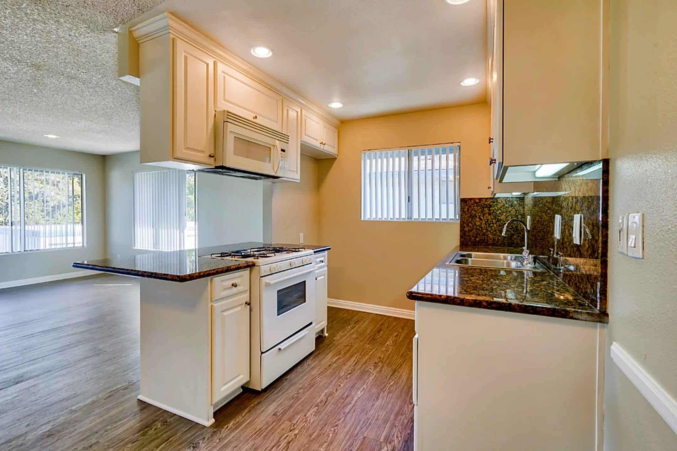 Coteau Ridge 14035 Coteau Dr Whittier, CA Apartments for Rent Rent.