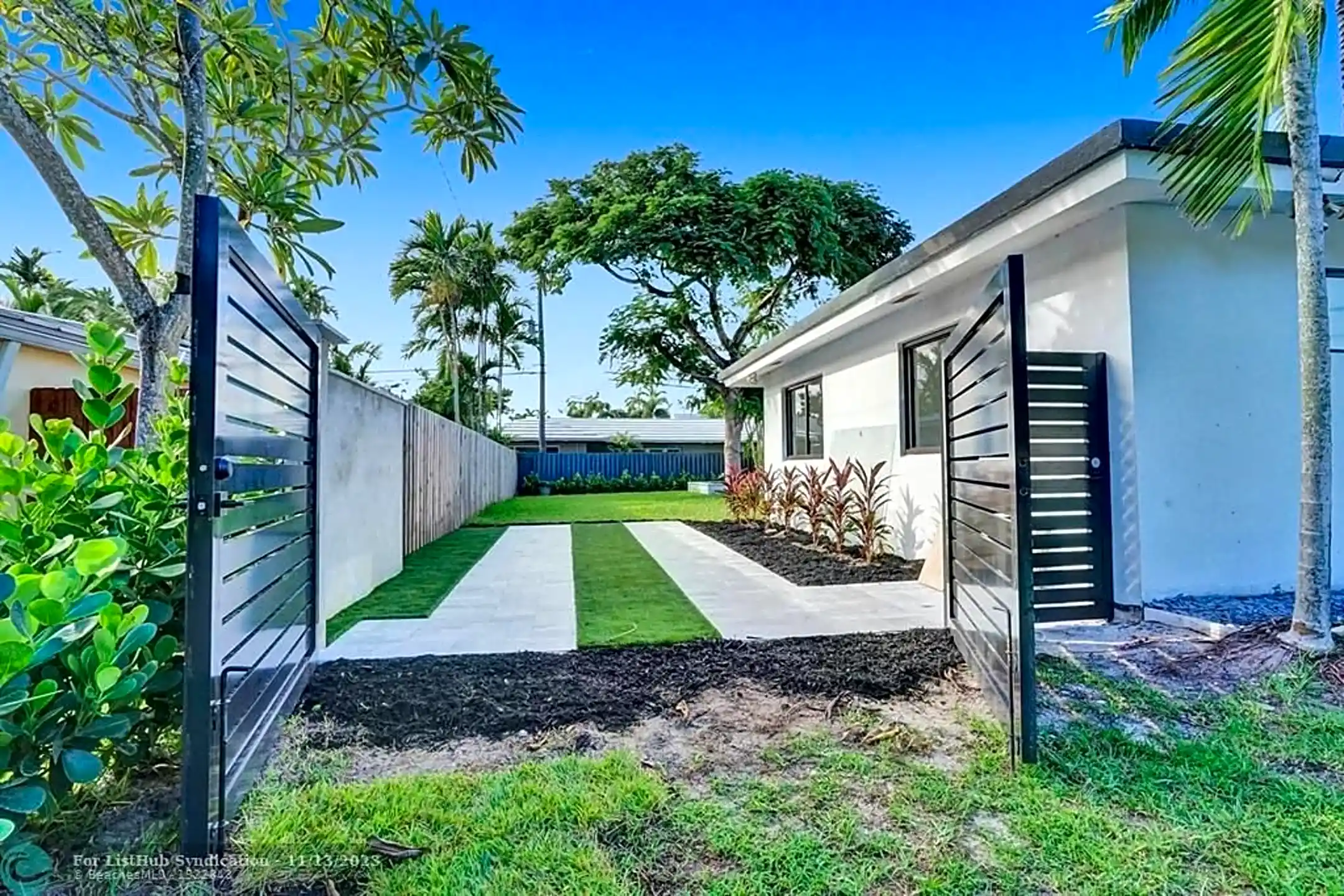 Building - 2632 NE 29th Ct - Fort Lauderdale, FL
