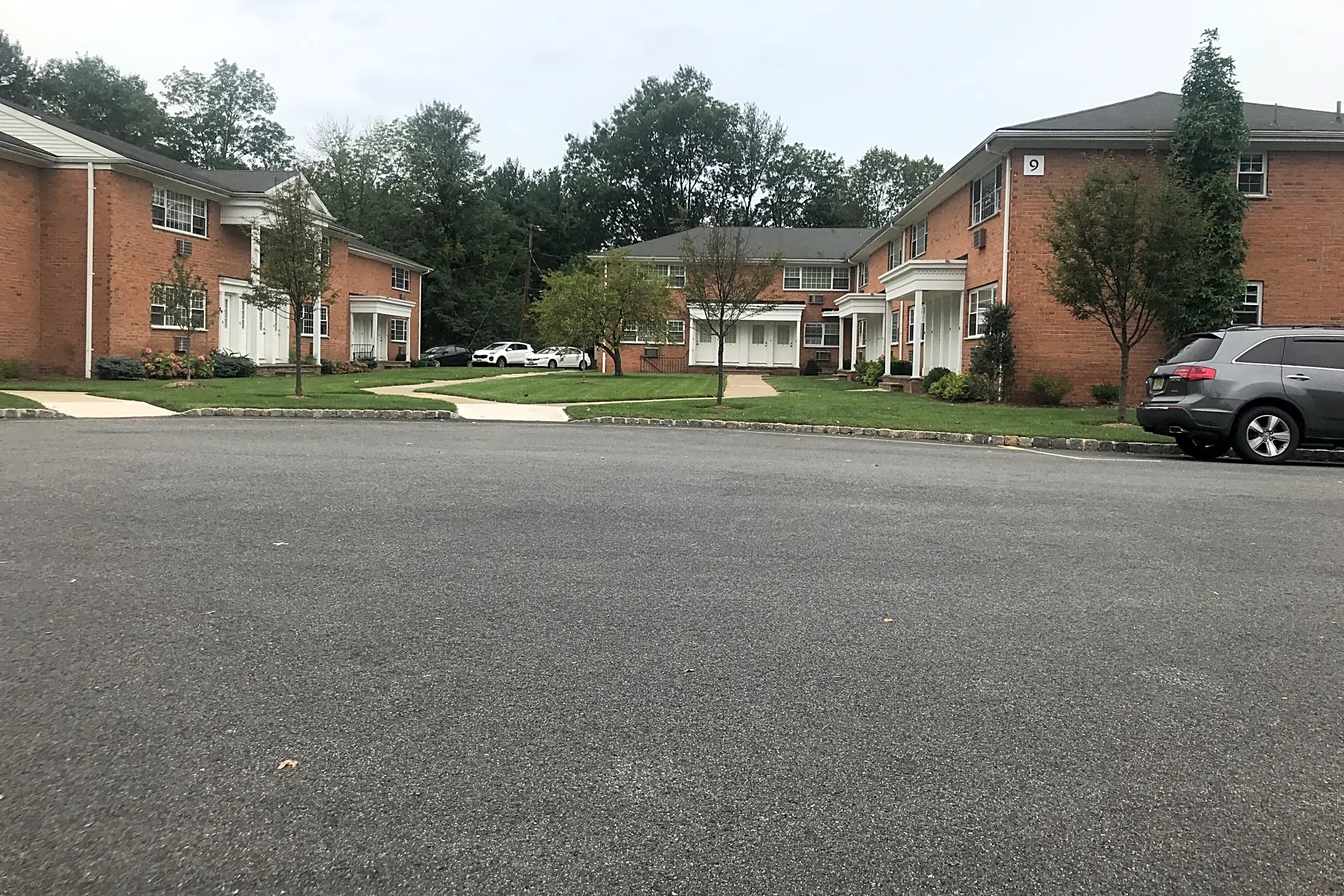 Intervale Gardens 3370 US Highway 46 Parsippany, NJ Apartments for