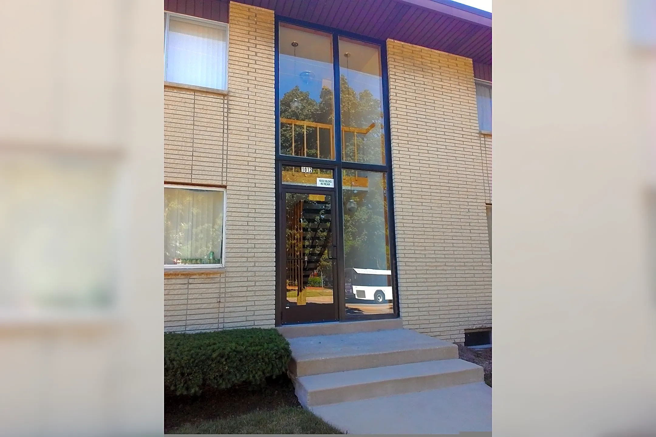 1012 Delafield St Apartments Waukesha, WI 53188