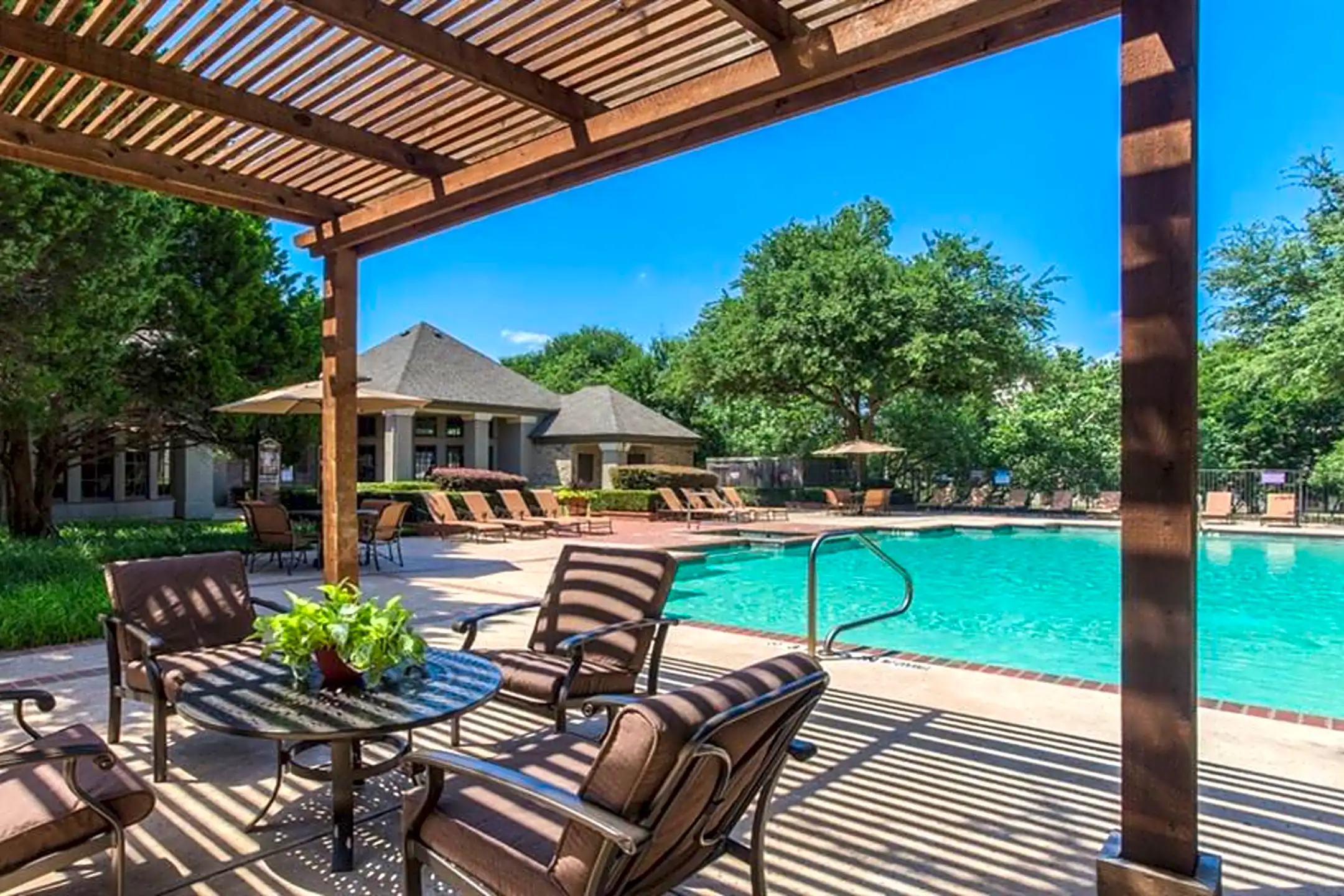 Stoneleigh on Spring Creek Garland, TX 75044