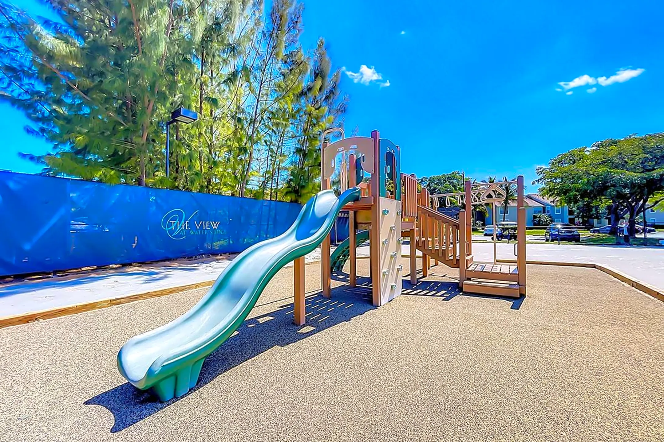 Playground - The View at Water's Edge - Lantana, FL