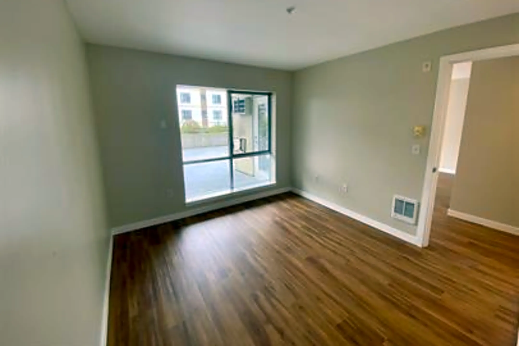 103 Main St E Houses Clarks Grove, MN 56016