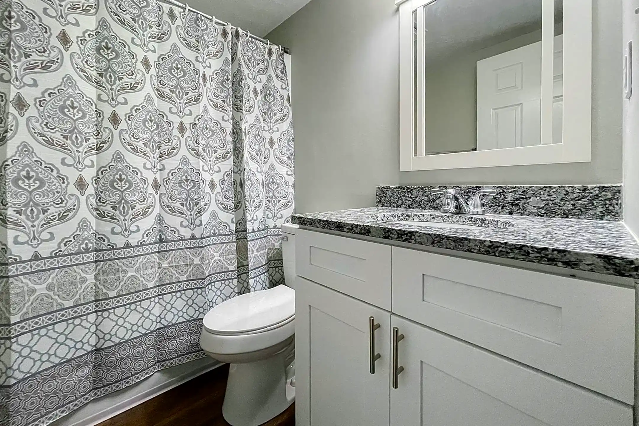 Cedars Property Group 1010 W Bethel Ave Muncie, IN Apartments for