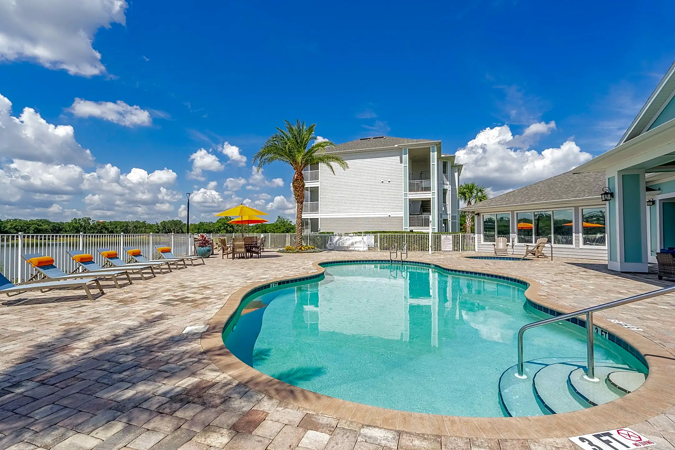 Lakehouse Luxury Apartments 3003 S Frontage Rd Plant City, FL
