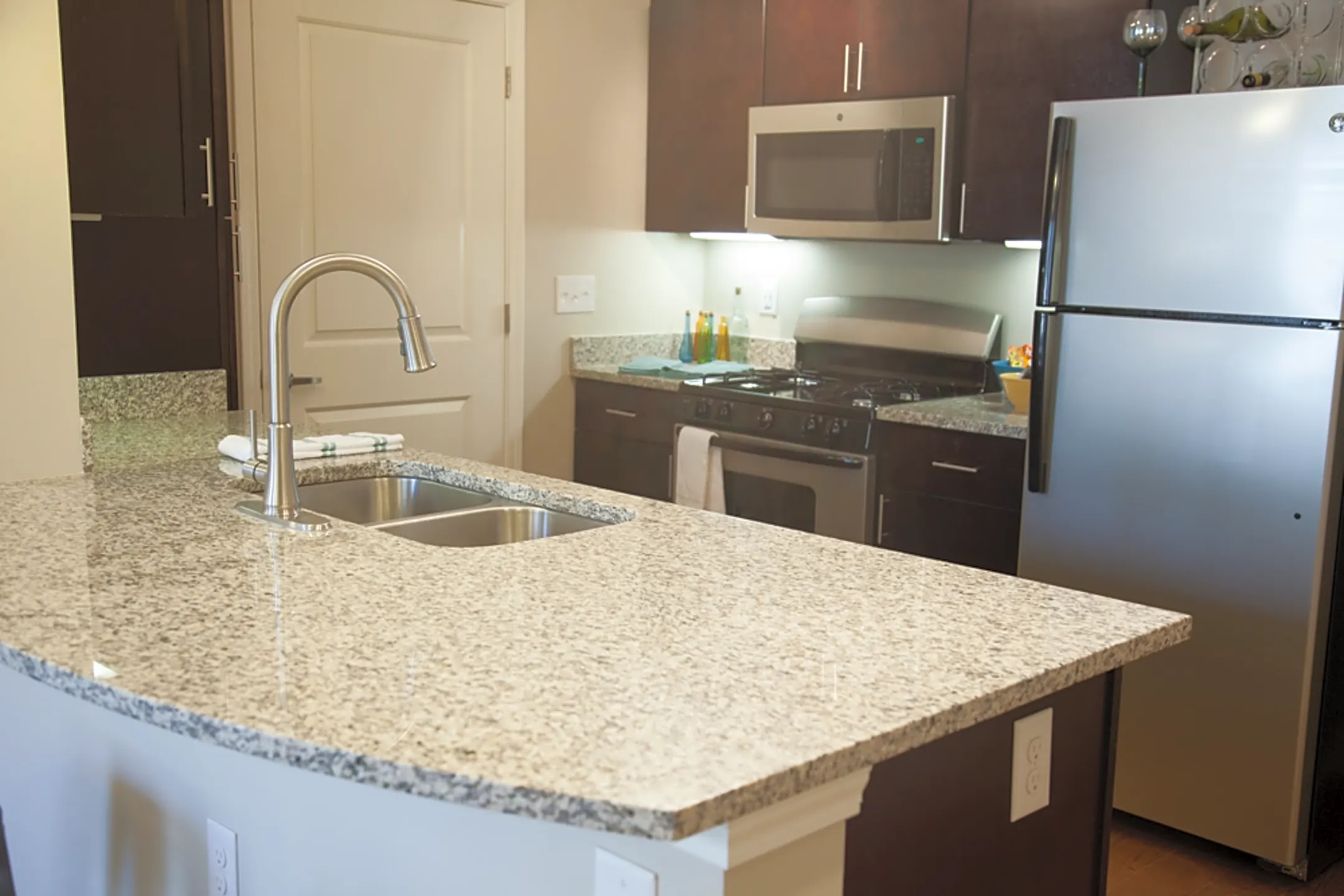 Piedmont Place Apartments Greensboro, NC 27410