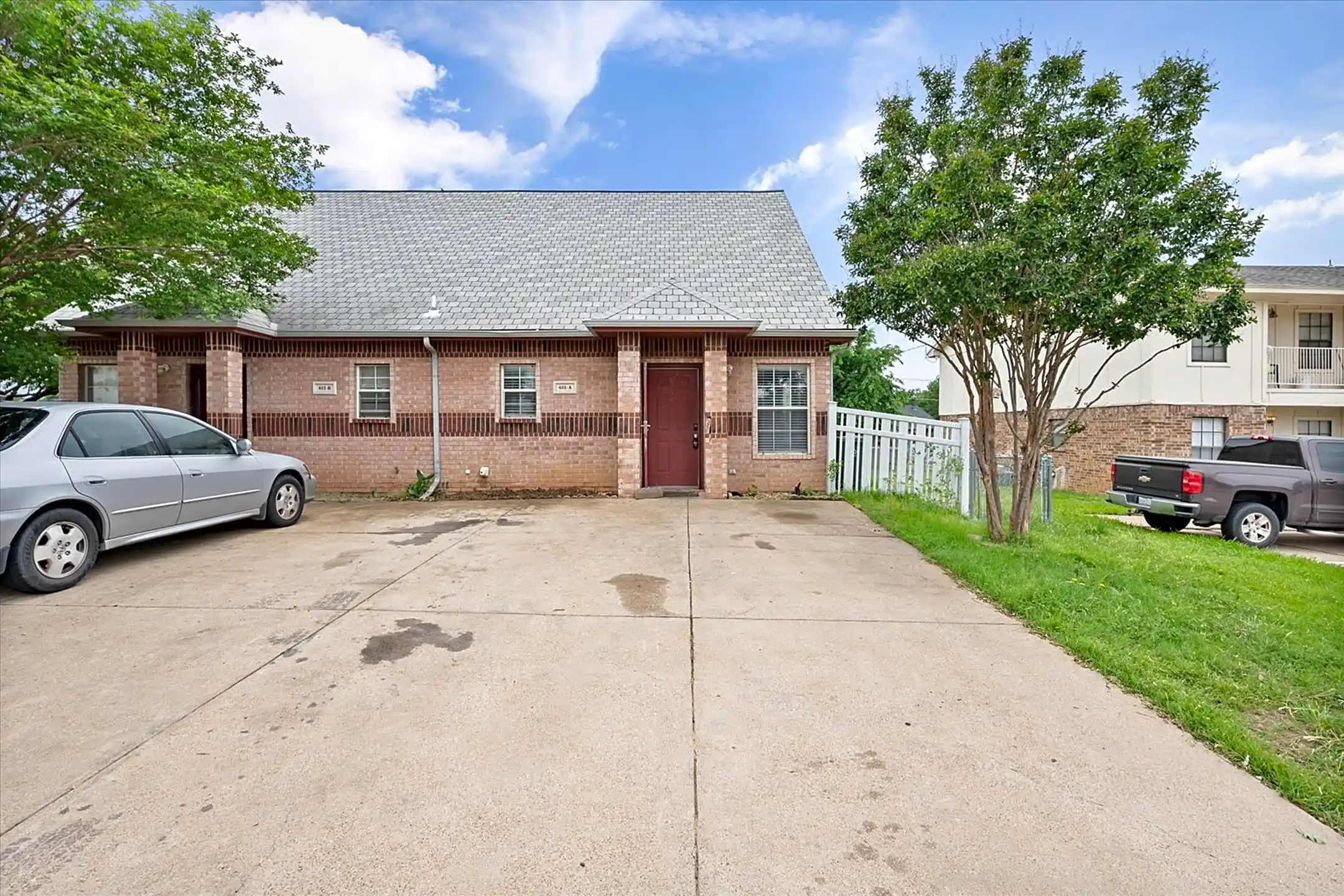 612 Kings Way Drive Houses Mansfield, TX 76063