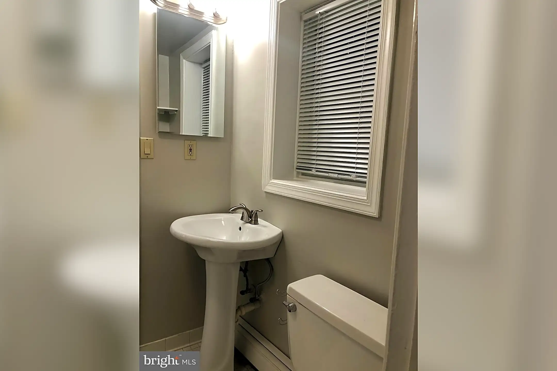Bathroom - 2428 20th St NW - Washington, DC