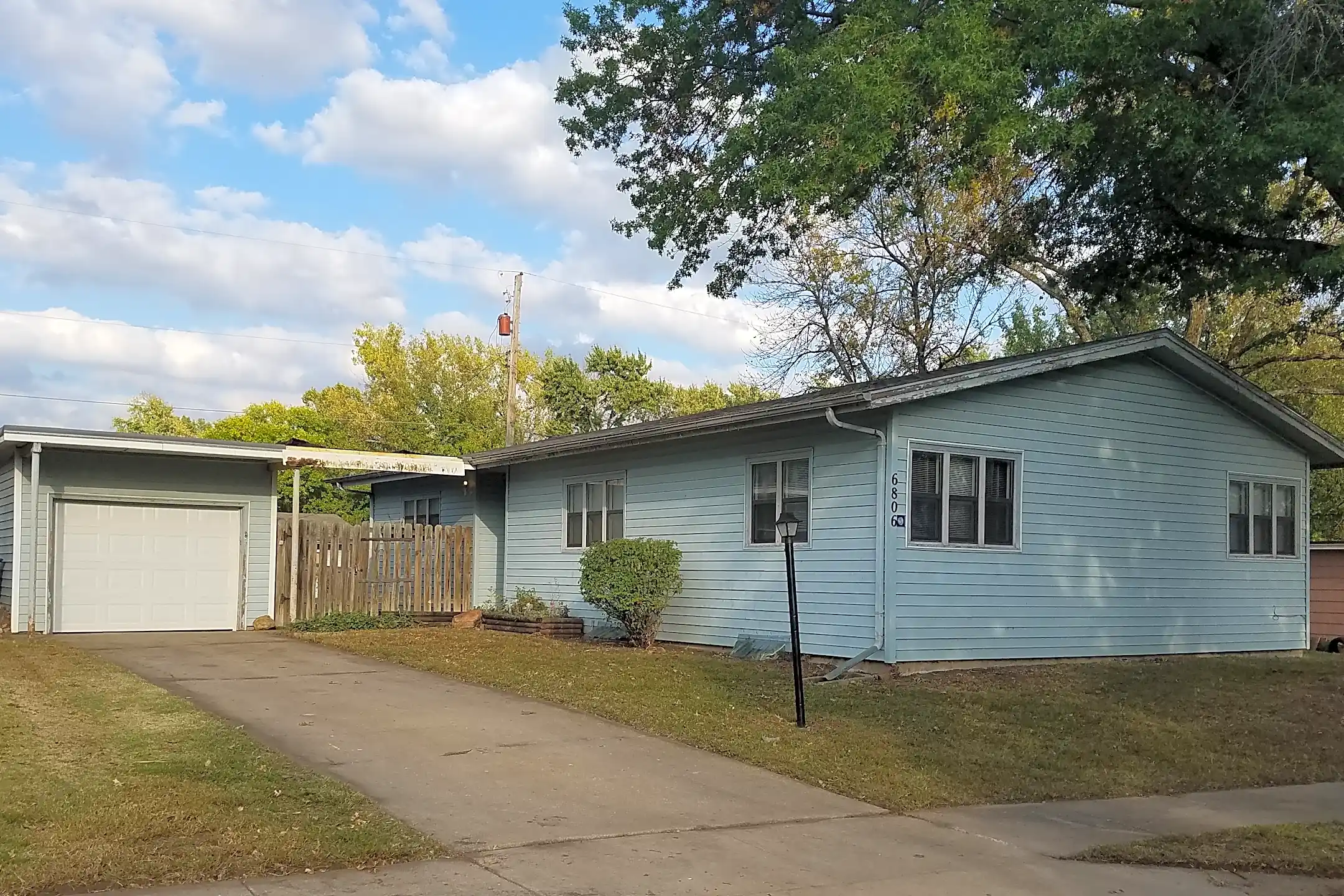 Montara Village 7105 SW Montara Pkwy Topeka, KS Apartments for Rent