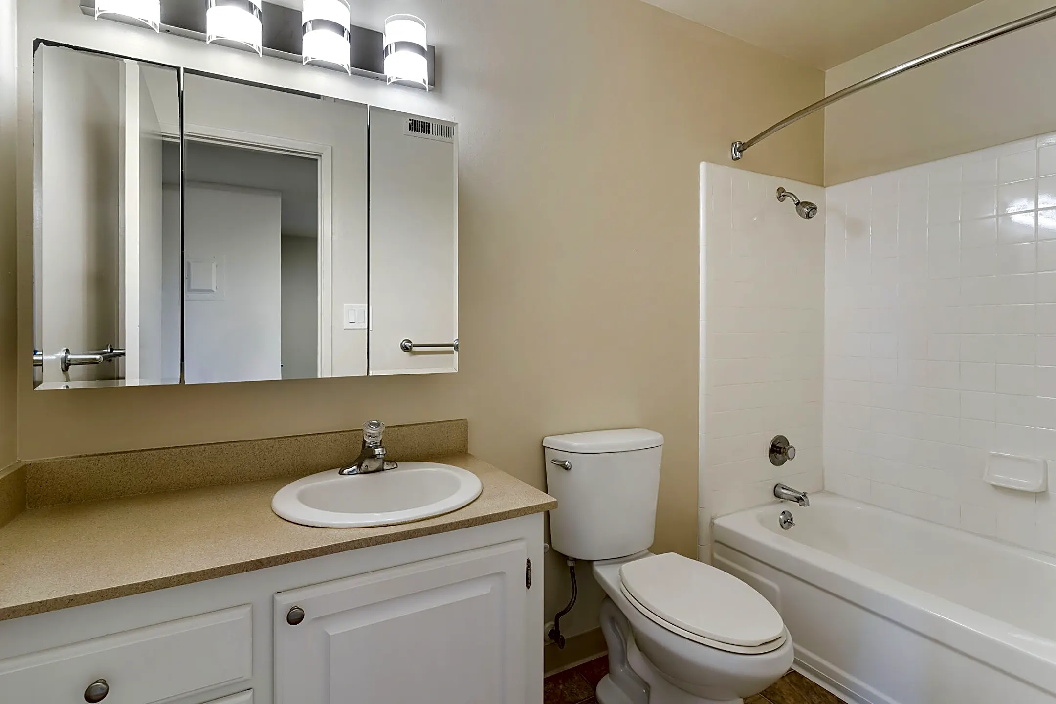 Glenmoor Green 38850 Farwell Dr Fremont, CA Apartments for Rent Rent.