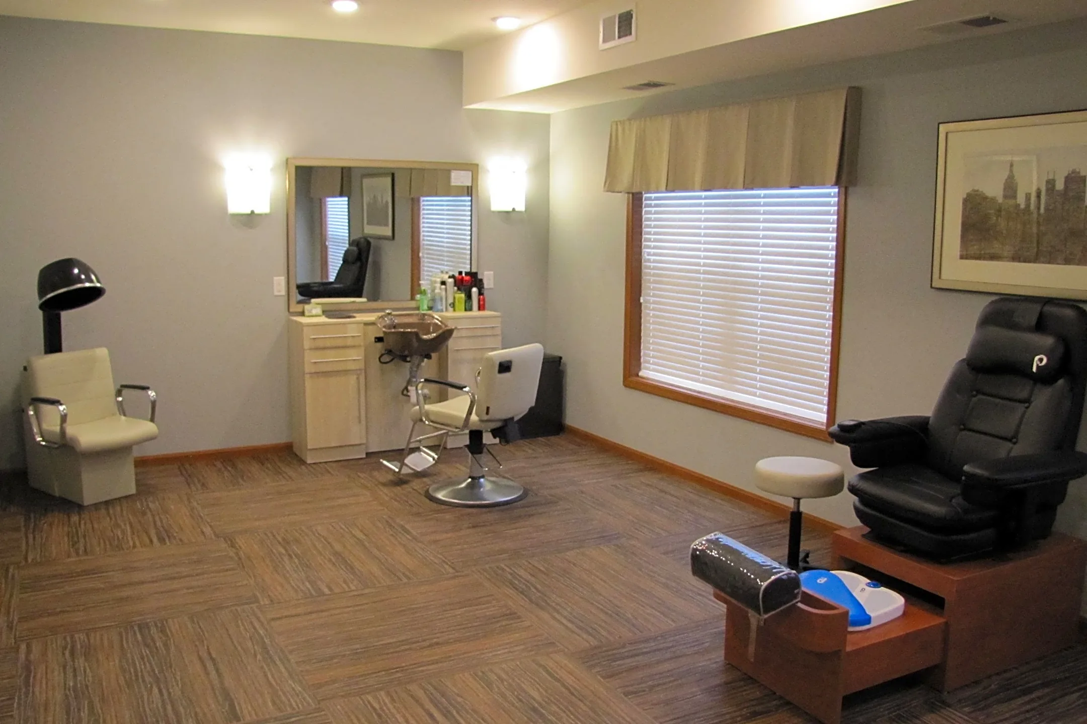 Powers Ridge Senior Living 1351 Lake Dr W Chanhassen, MN Apartments