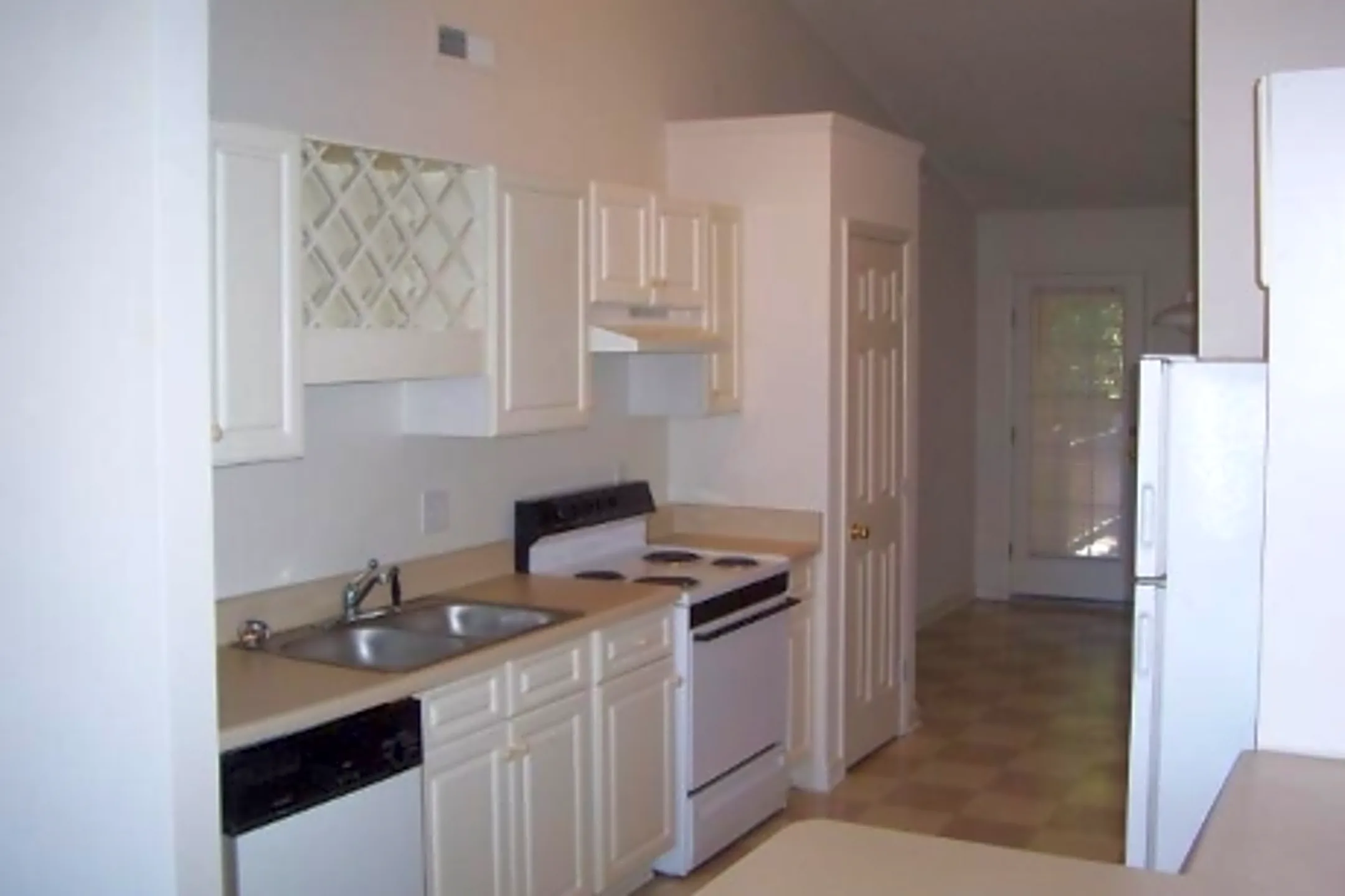 Eastgate Duplexes 3201 Moseley Dr Greenville, NC Houses for Rent