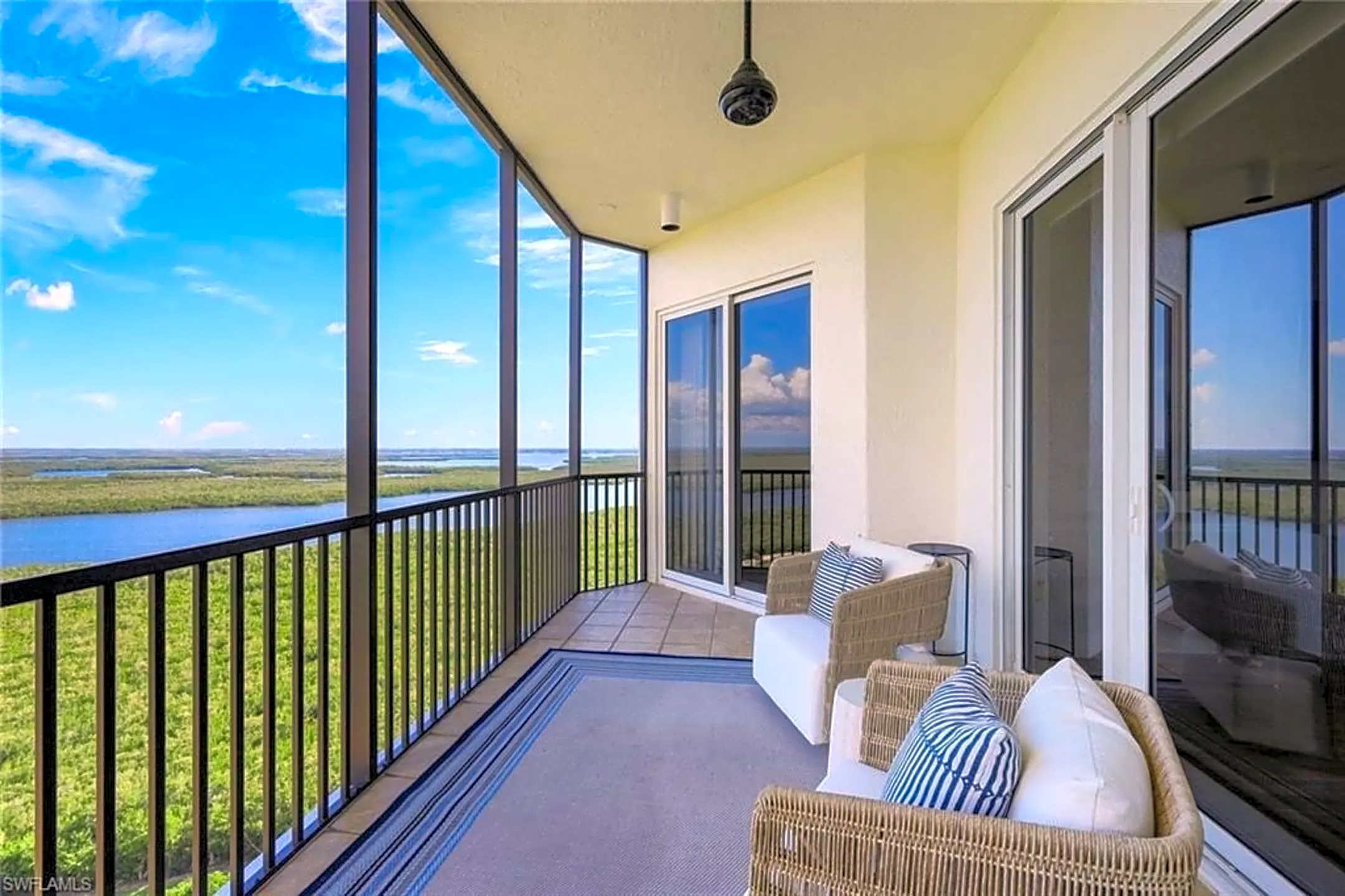 1060 Ln 2002 Condos Naples, FL 34114