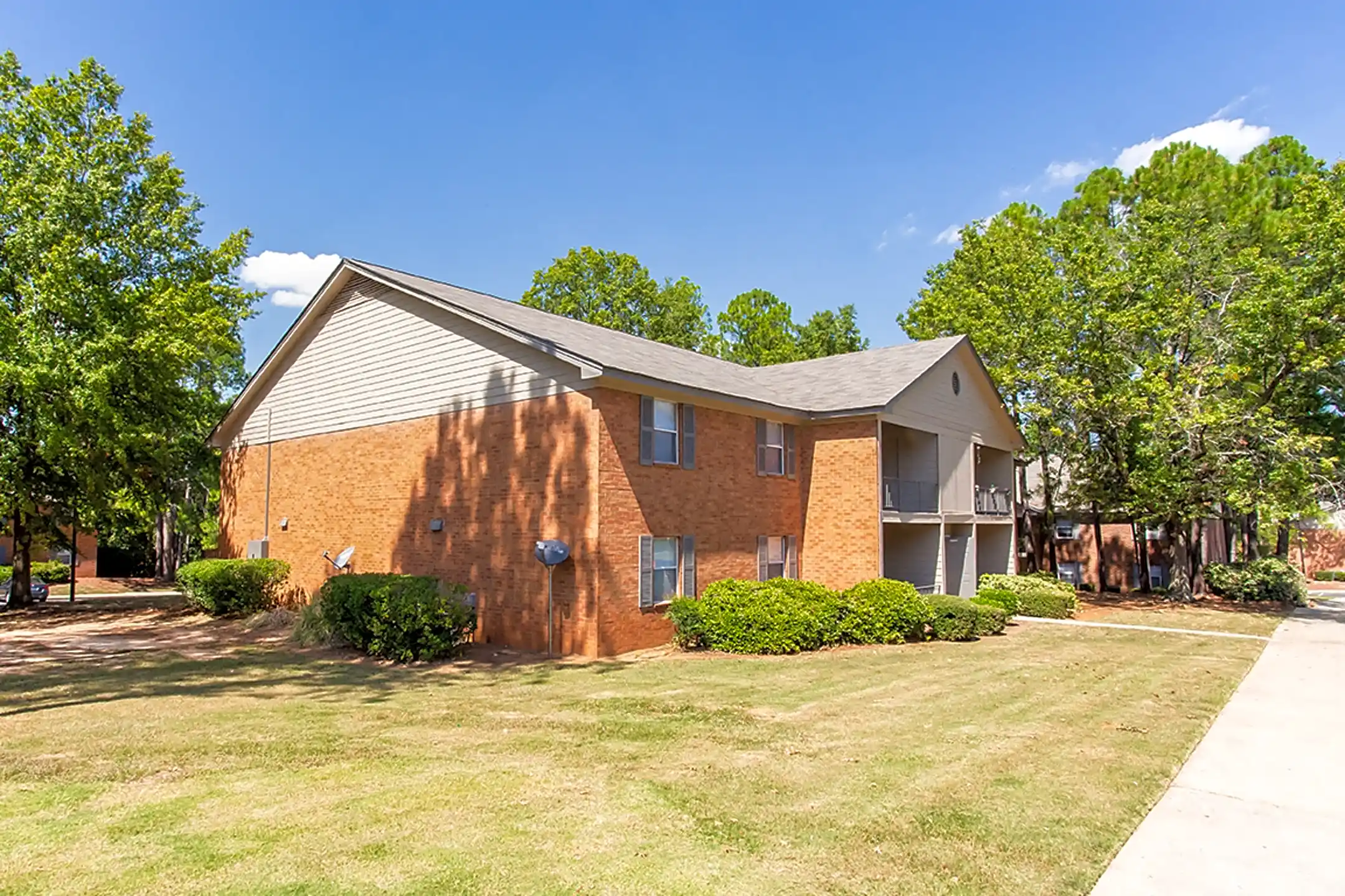 Pinewood at National Hills 1075 Bertram Rd Augusta, GA Apartments