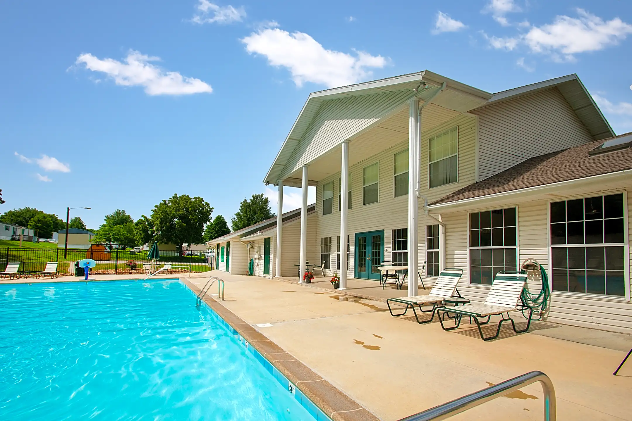 Southfork Belton, MO 64012