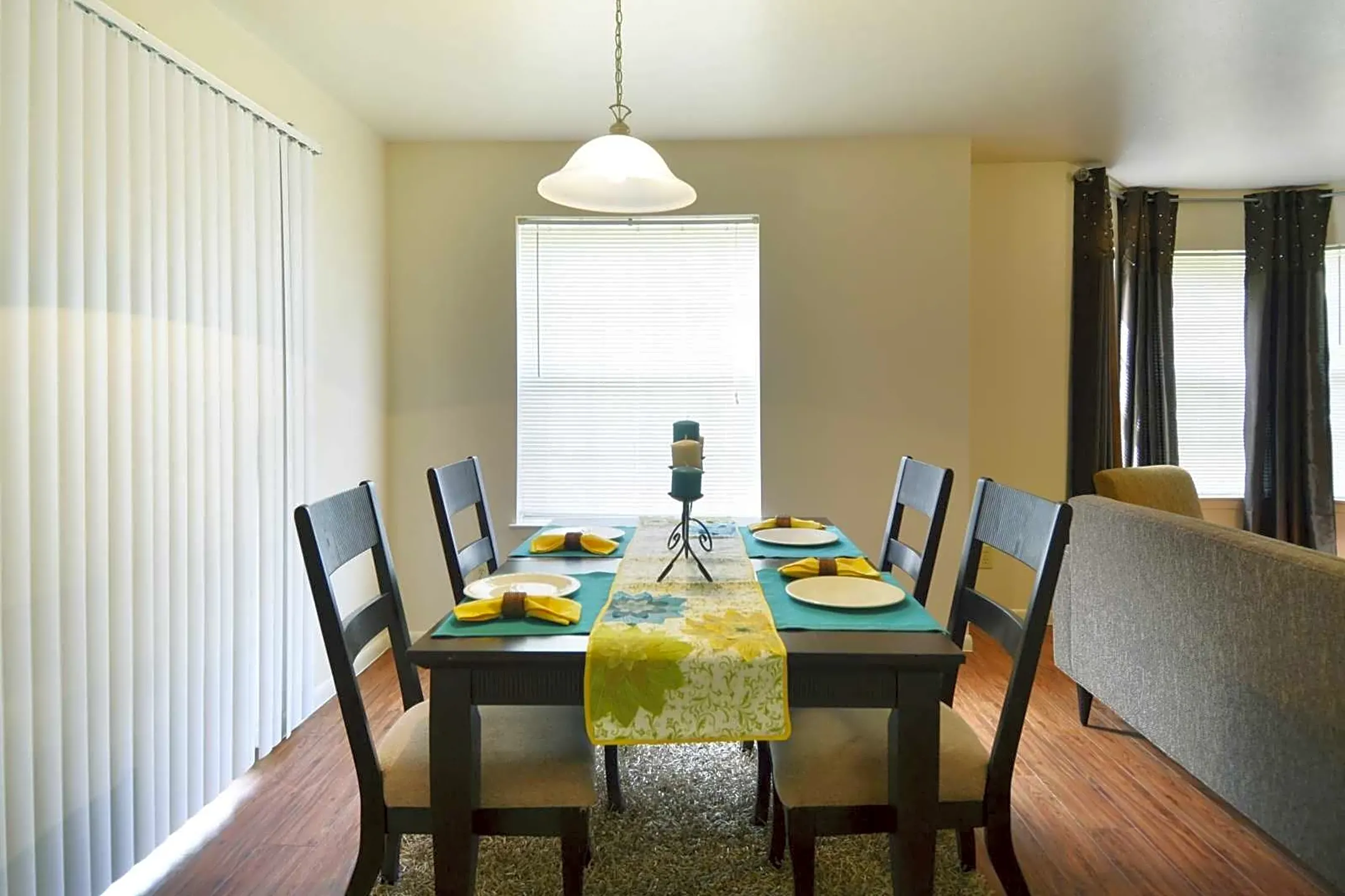 Dining Room - The Enclave - College Station, TX