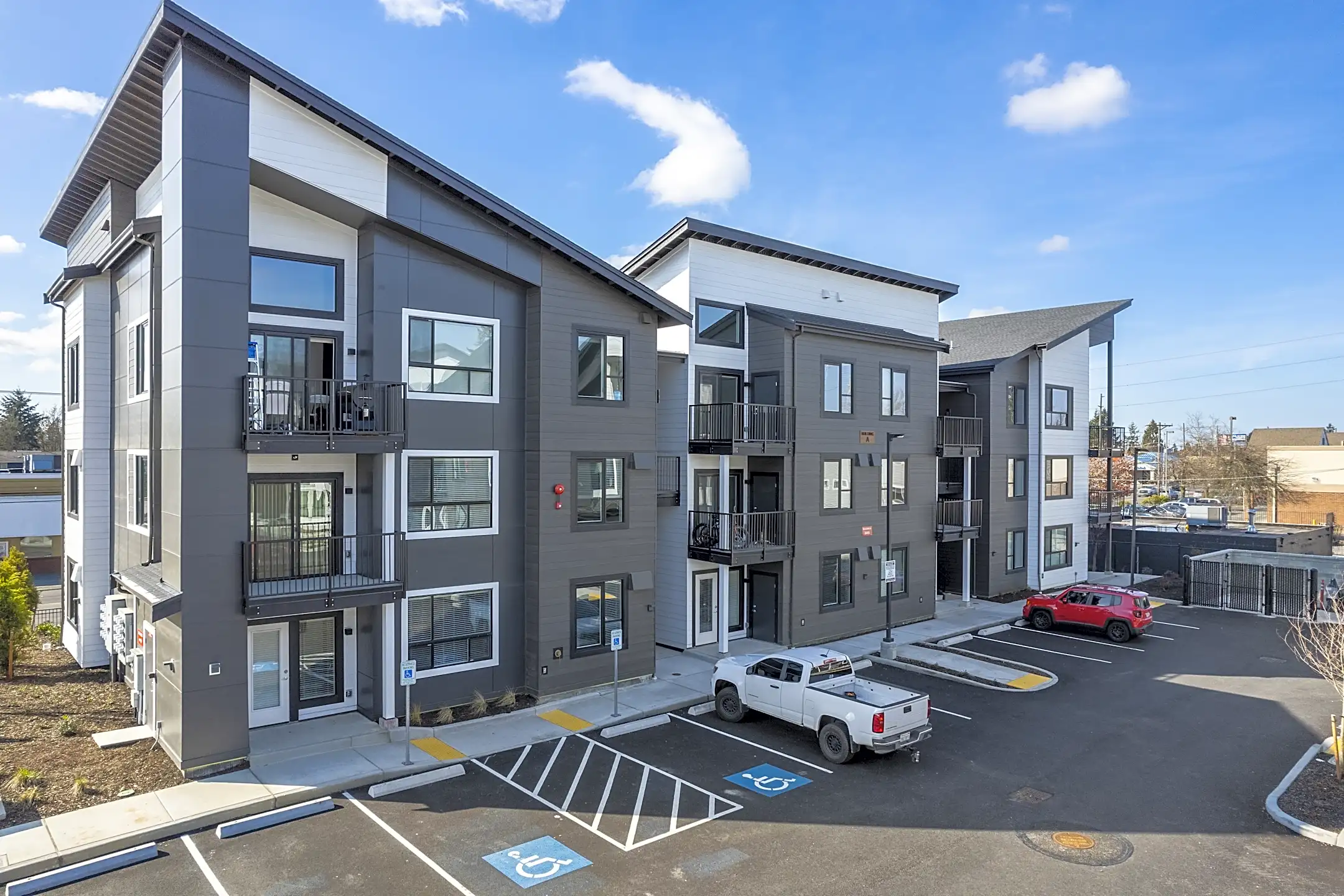 Pacific Ridge Apartments - Tacoma, WA 98444