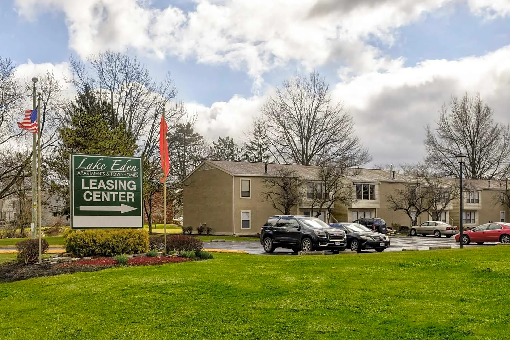 Building - Lake Eden Apartments and Townhomes - Columbus, OH