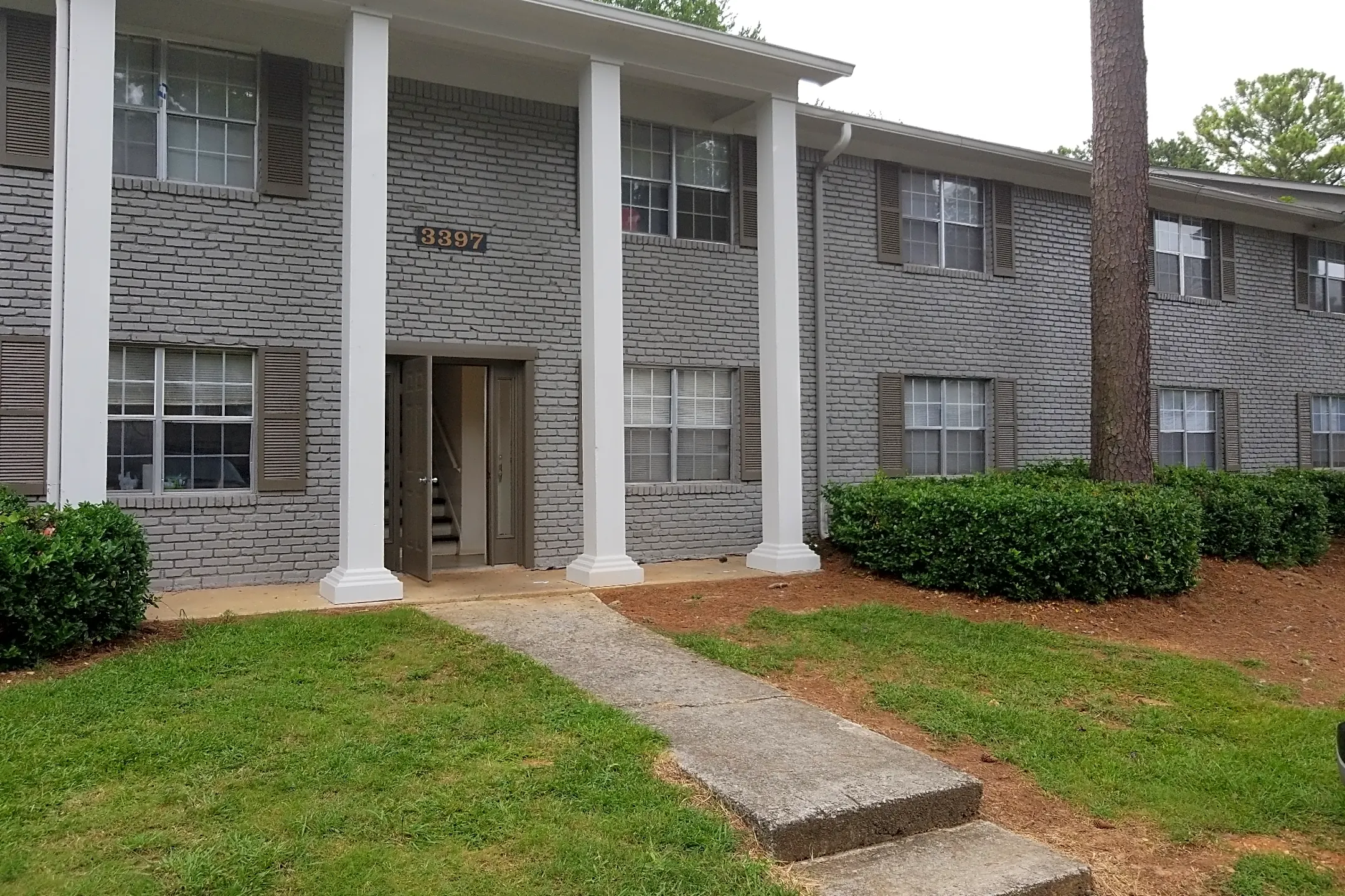 Wood Gate 3248 Chamblee Dunwoody Rd Atlanta GA Apartments For Rent   7f099d5db02714164c8537c038b001a3