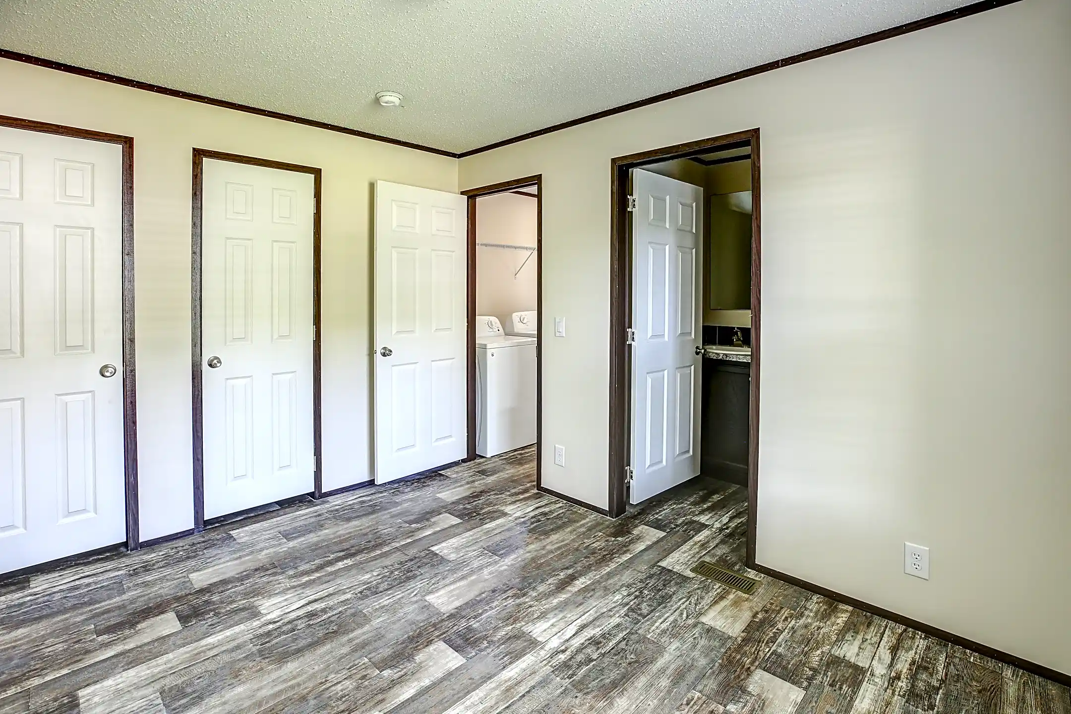 Miami View Estates 5825 Hamilton Cleves Road Cleves, OH Houses for