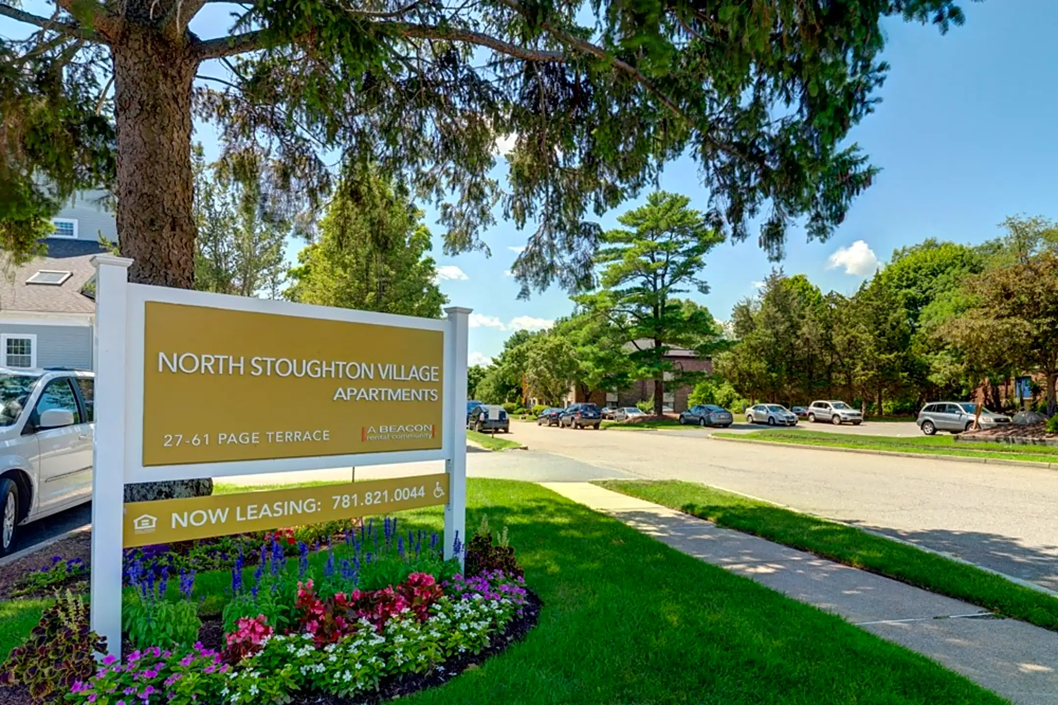 North Stoughton Village 27 Page Ter Stoughton, MA Apartments for