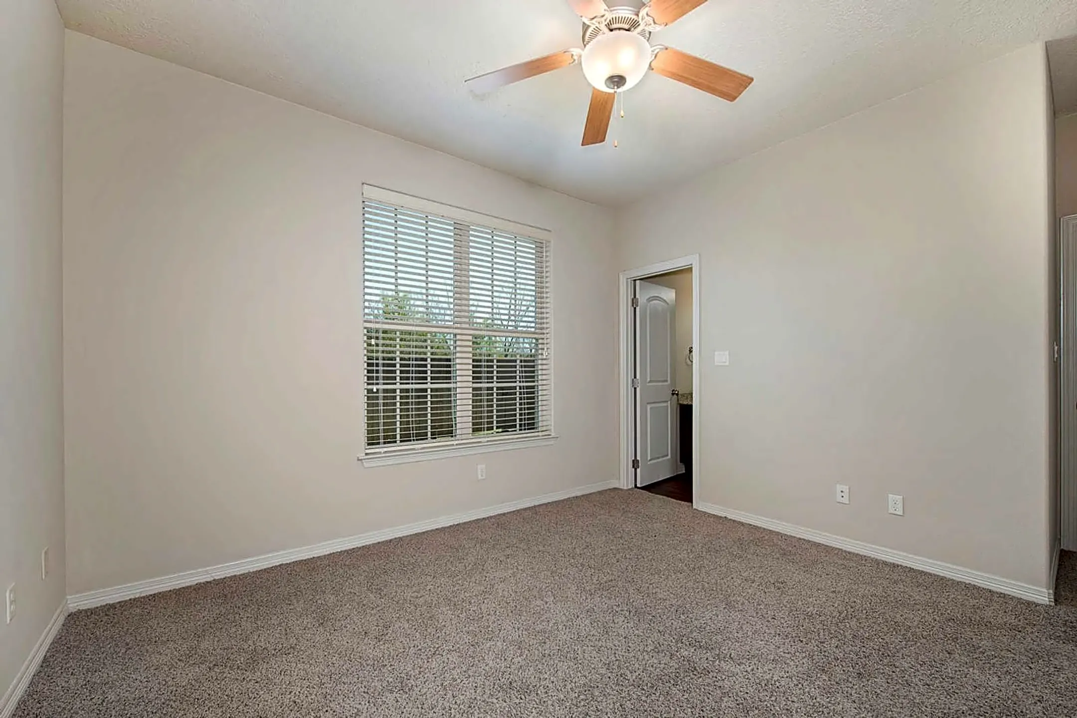 Gateway Villas - 119 Forest Dr | College Station, TX Apartments for ...