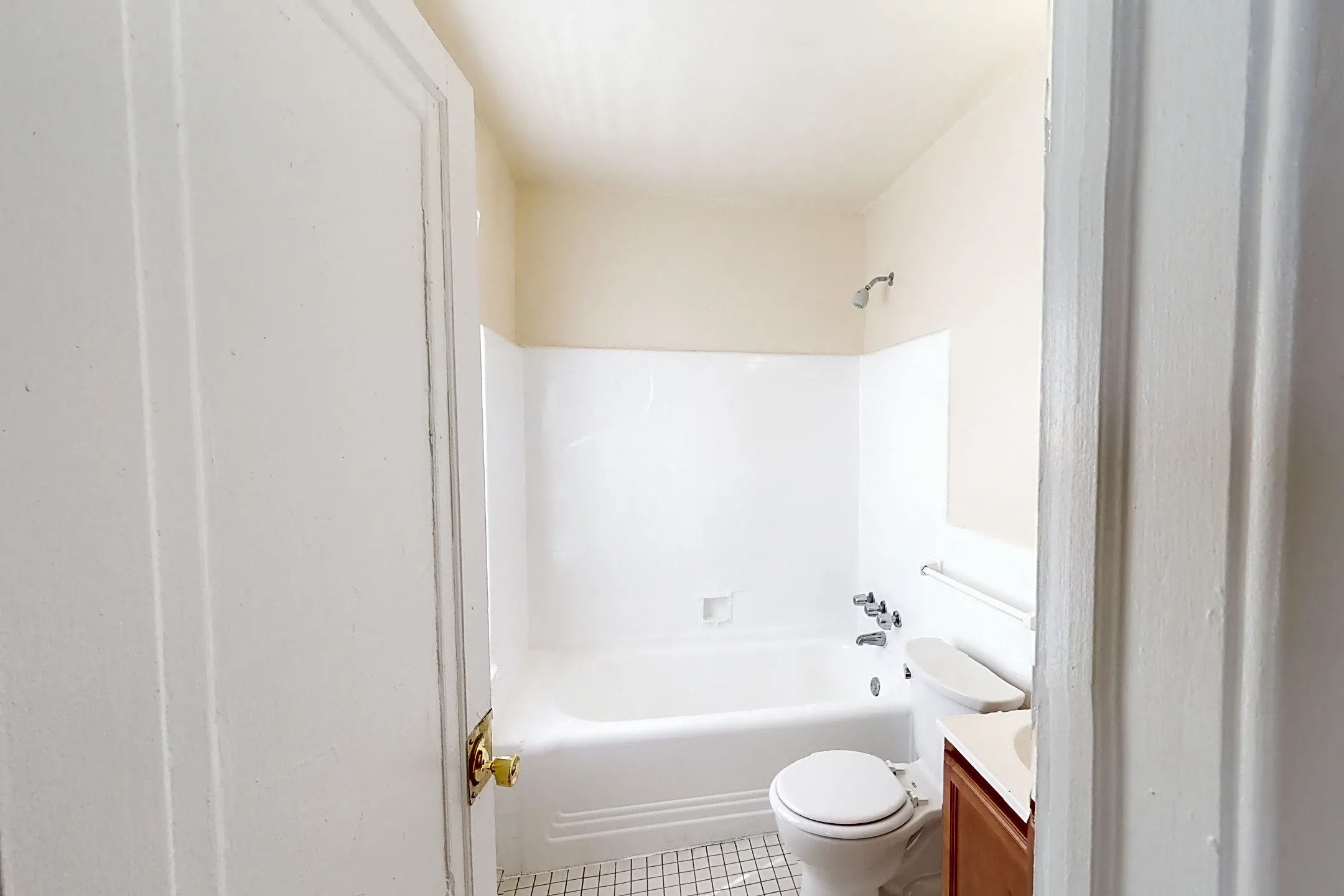 Bathroom - Dahlia Apartments - Washington, DC
