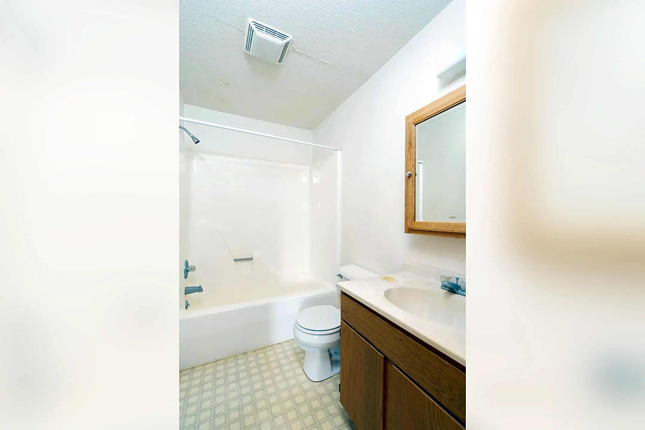 702 NICC Apartment Dr Calmar, IA Houses for Rent Rent.