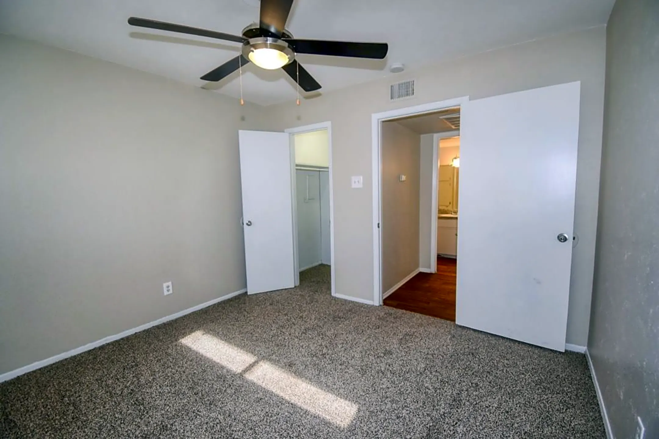 Mustang Villas Grapevine, TX 76051