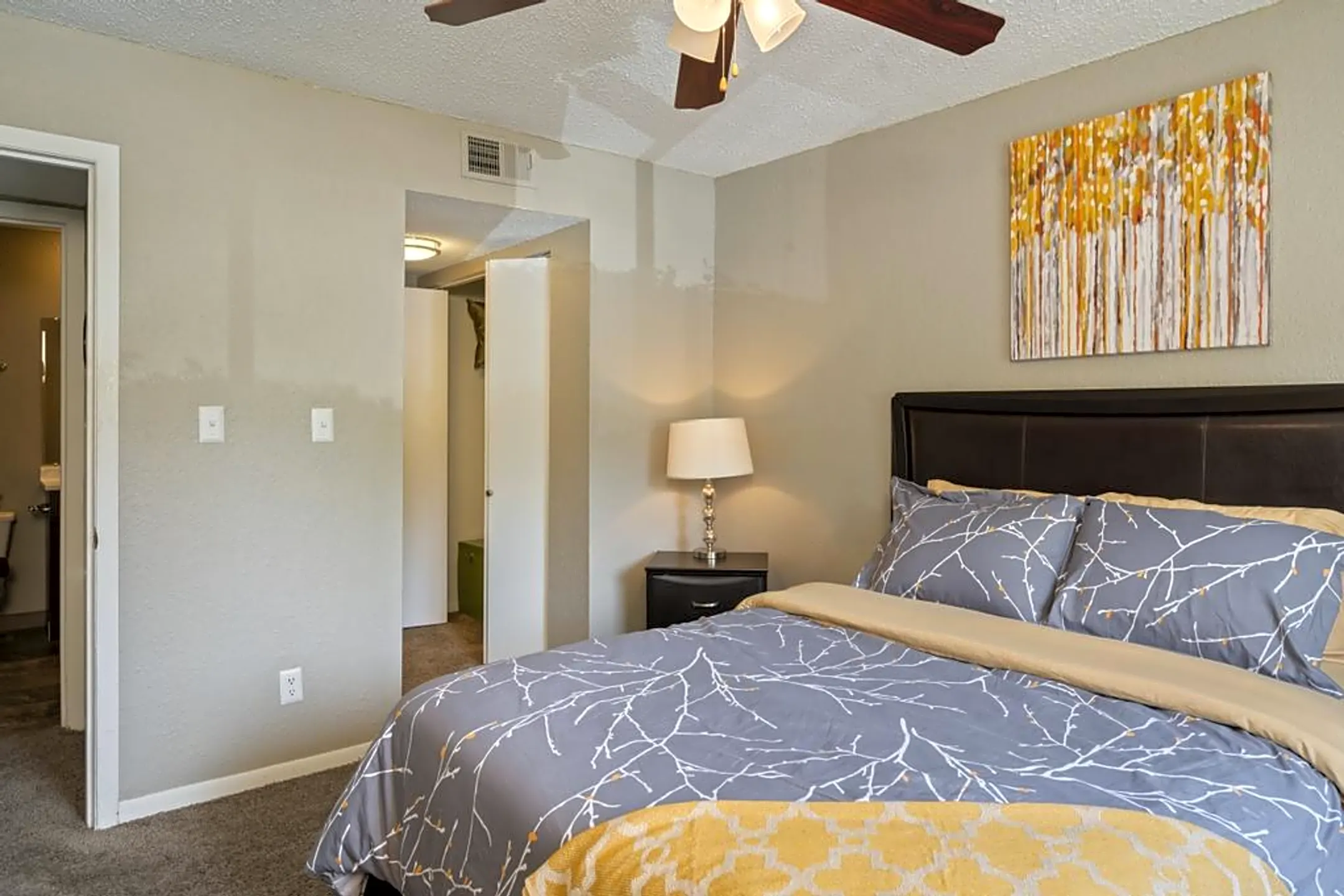 Arcadia at Overland Park 8400 W 108th Ter Overland Park, KS