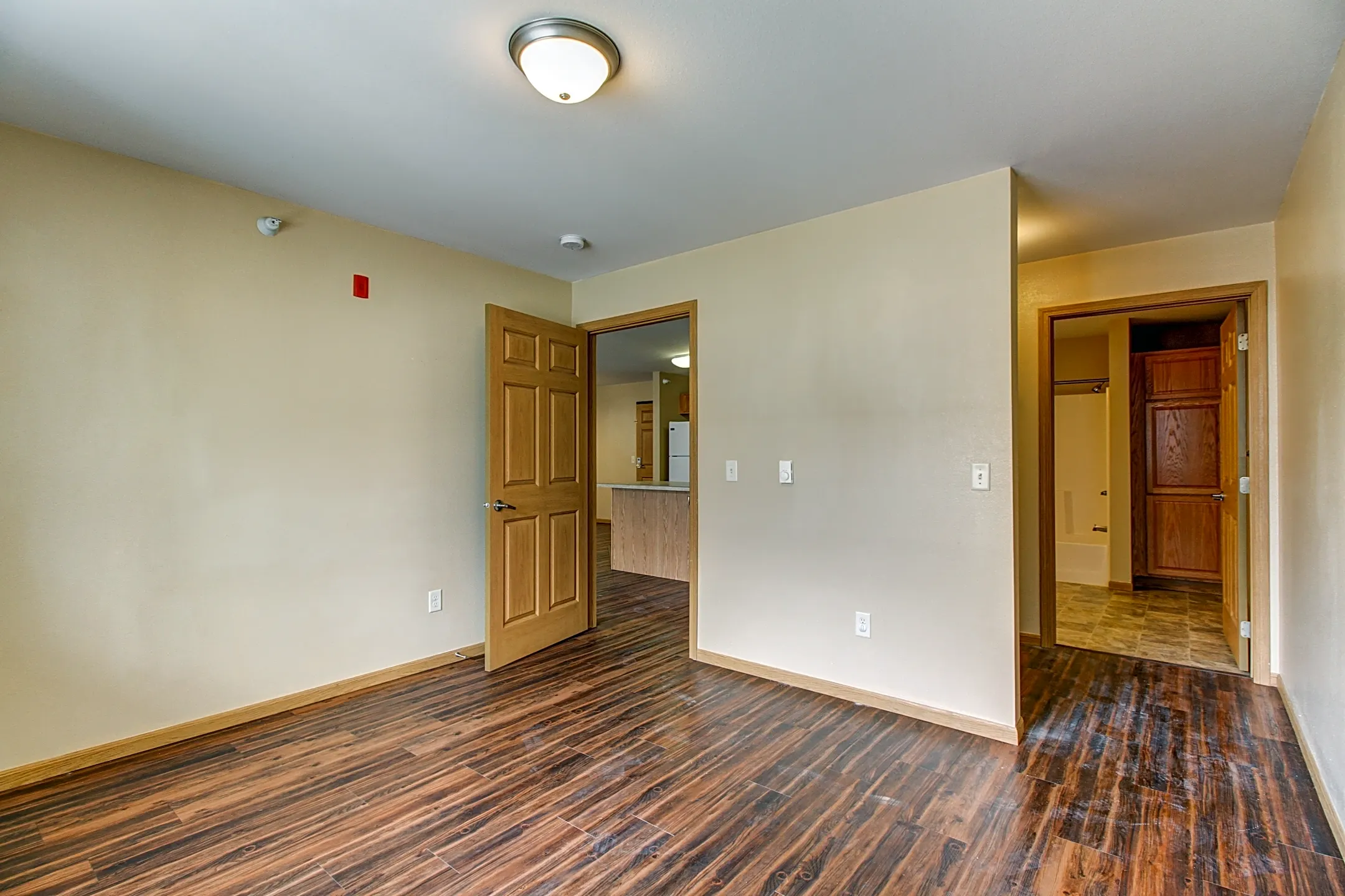 Juniper Ridge 950 North Welo Street North Tioga, ND Apartments for