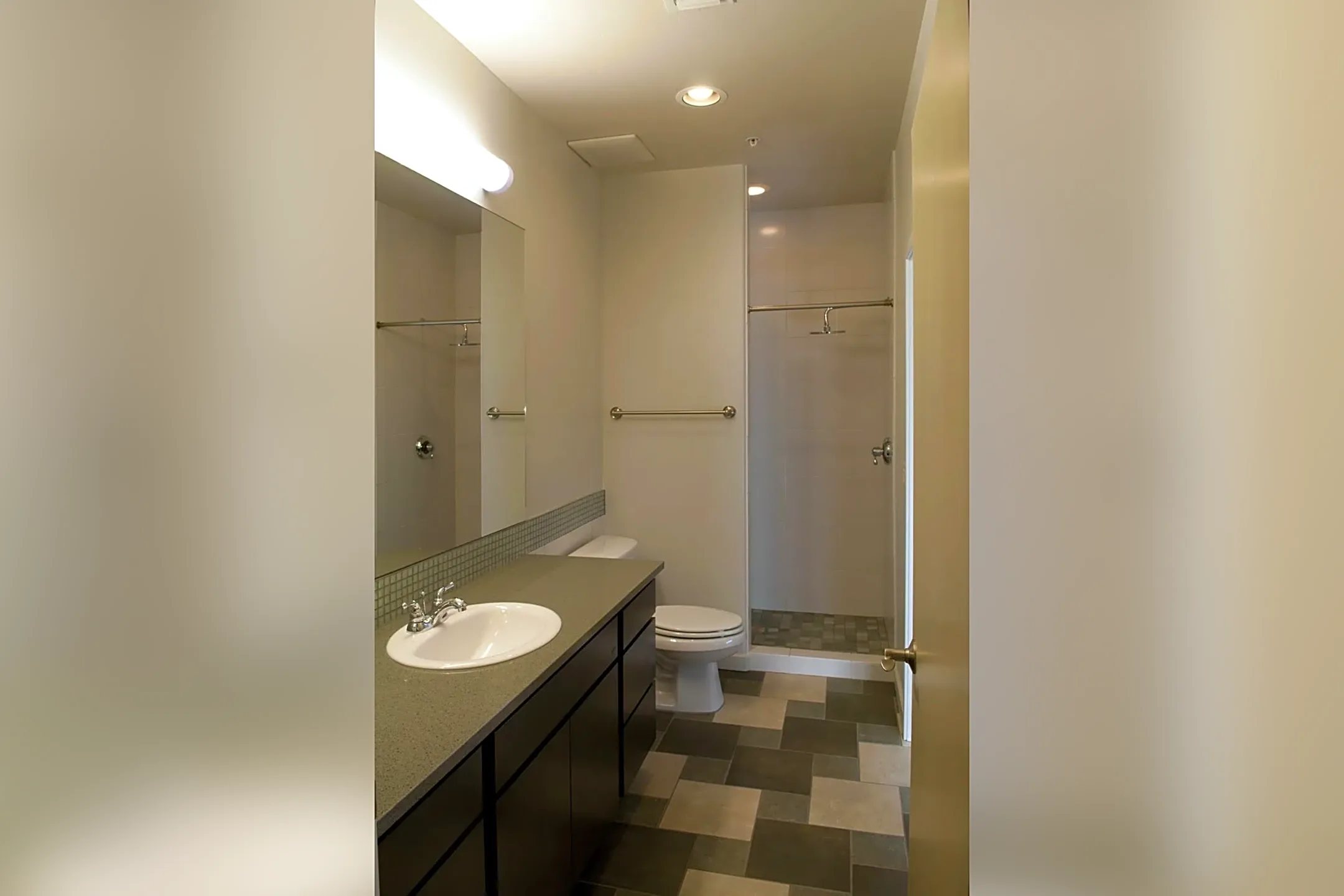 Sam Hughes Court Apartments 502 N Campbell Ave Tucson, AZ