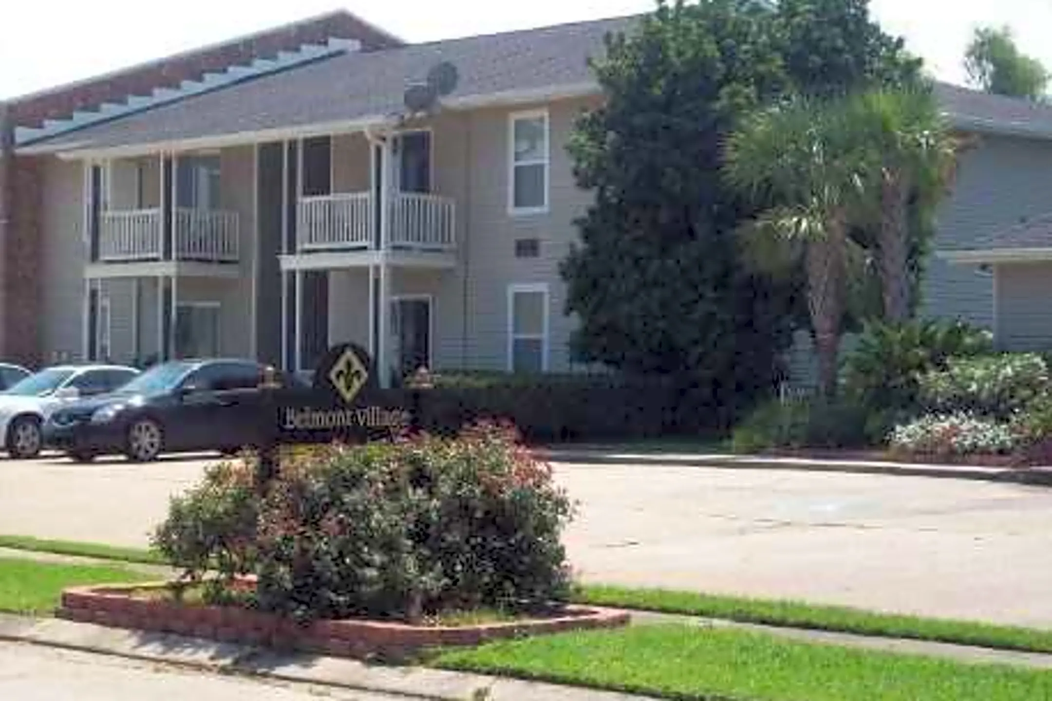 Belmont Village 720 Carrollwood Village Dr Gretna, LA Apartments