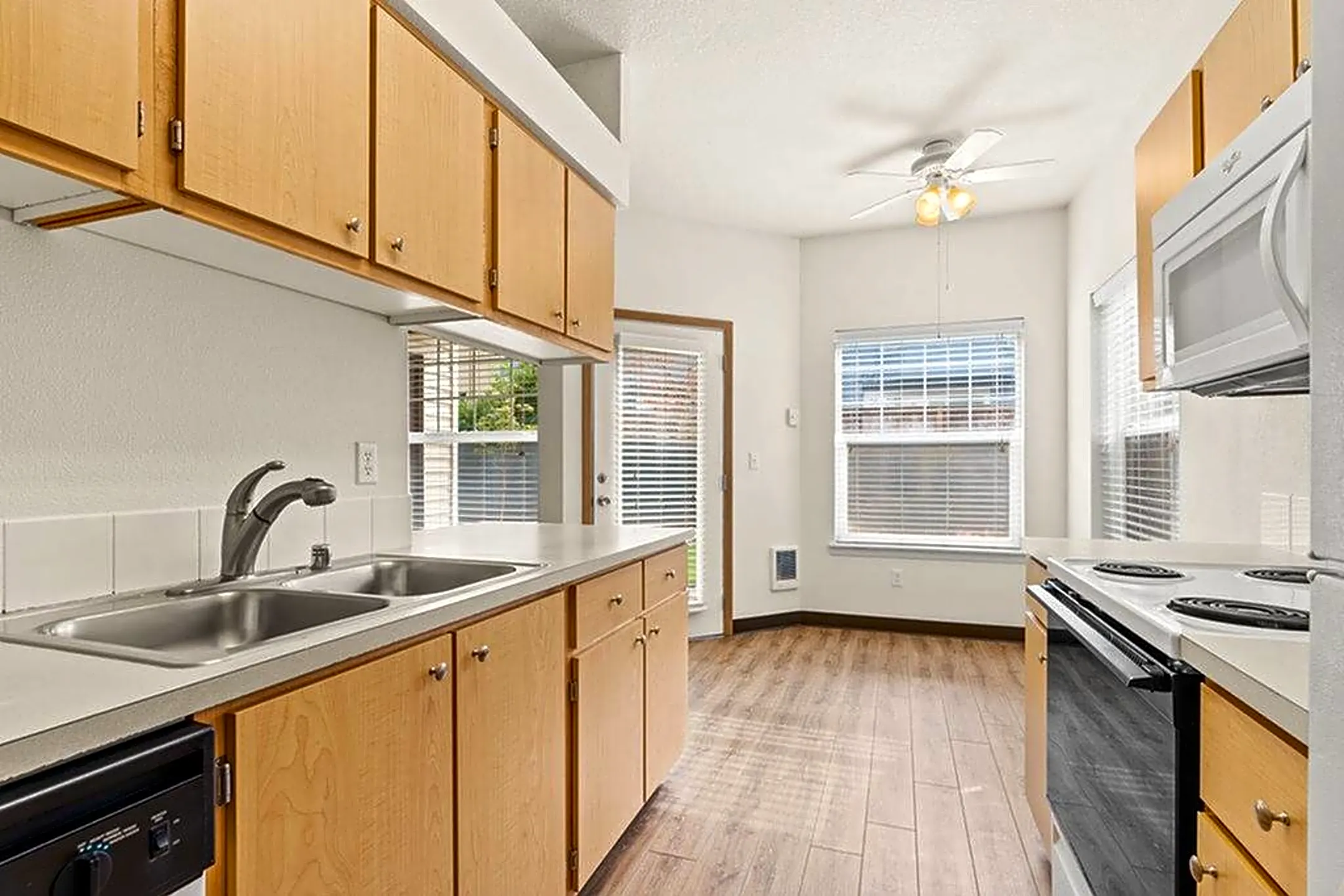 Cascade View Apartments Vancouver, WA 98684