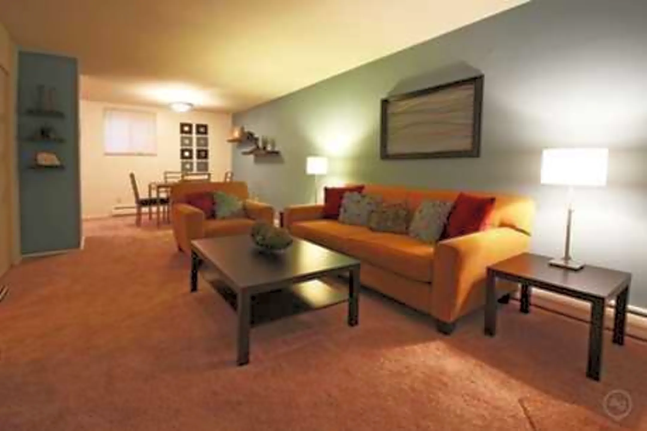 Living Room - Colonial Ridge - Cincinnati, OH