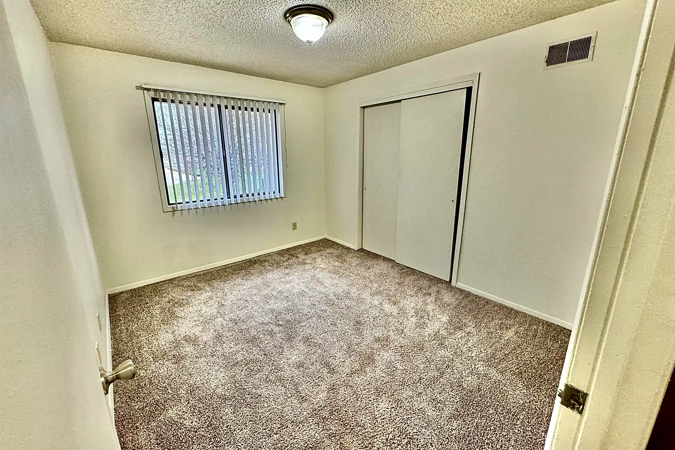 5502 Kirkwood Blvd SW 5502 Kirkwood Blvd SW unit 4 Cedar Rapids, IA