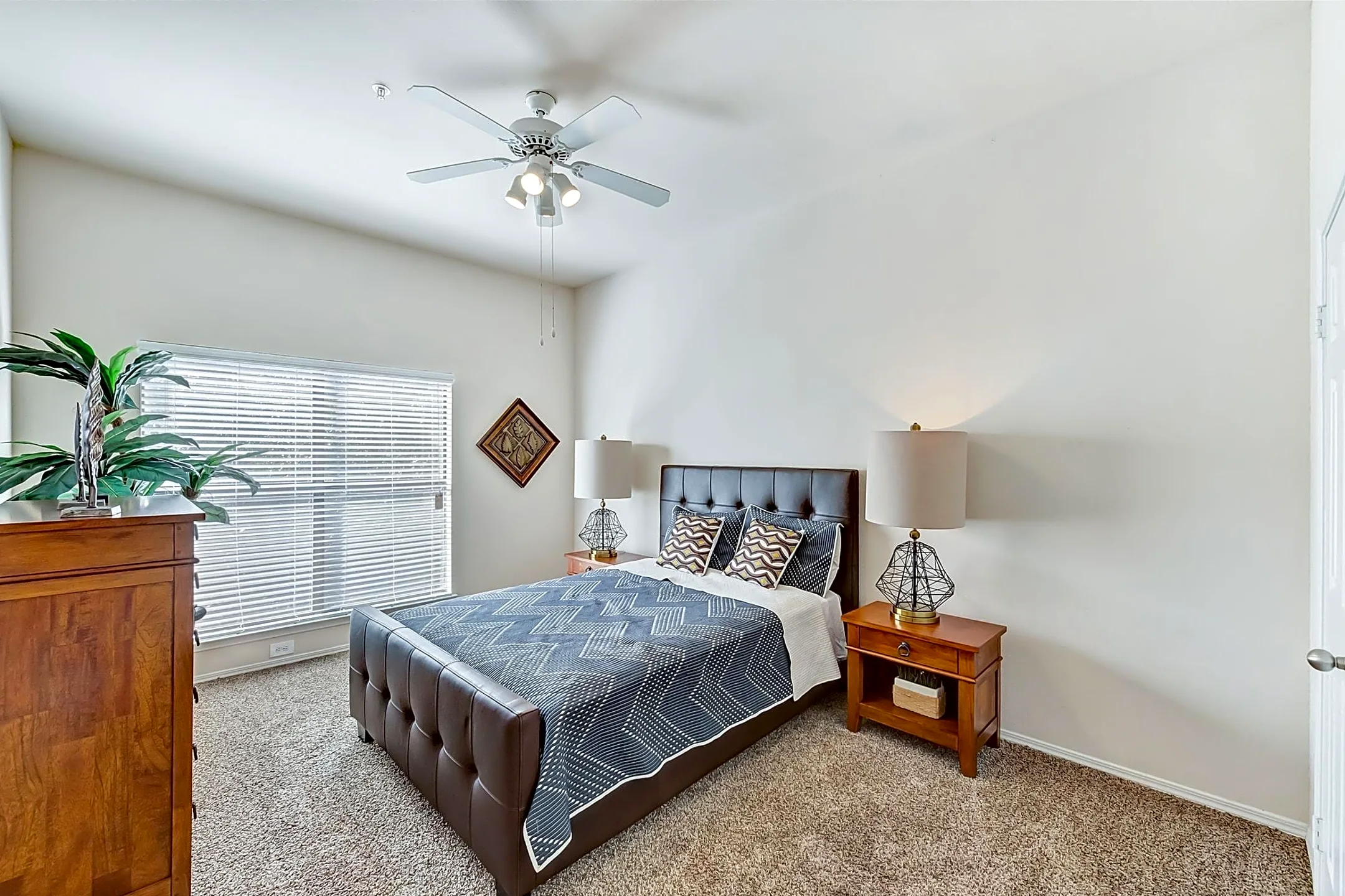 North End - 2323 N Field St | Dallas, TX Apartments for Rent | Rent.