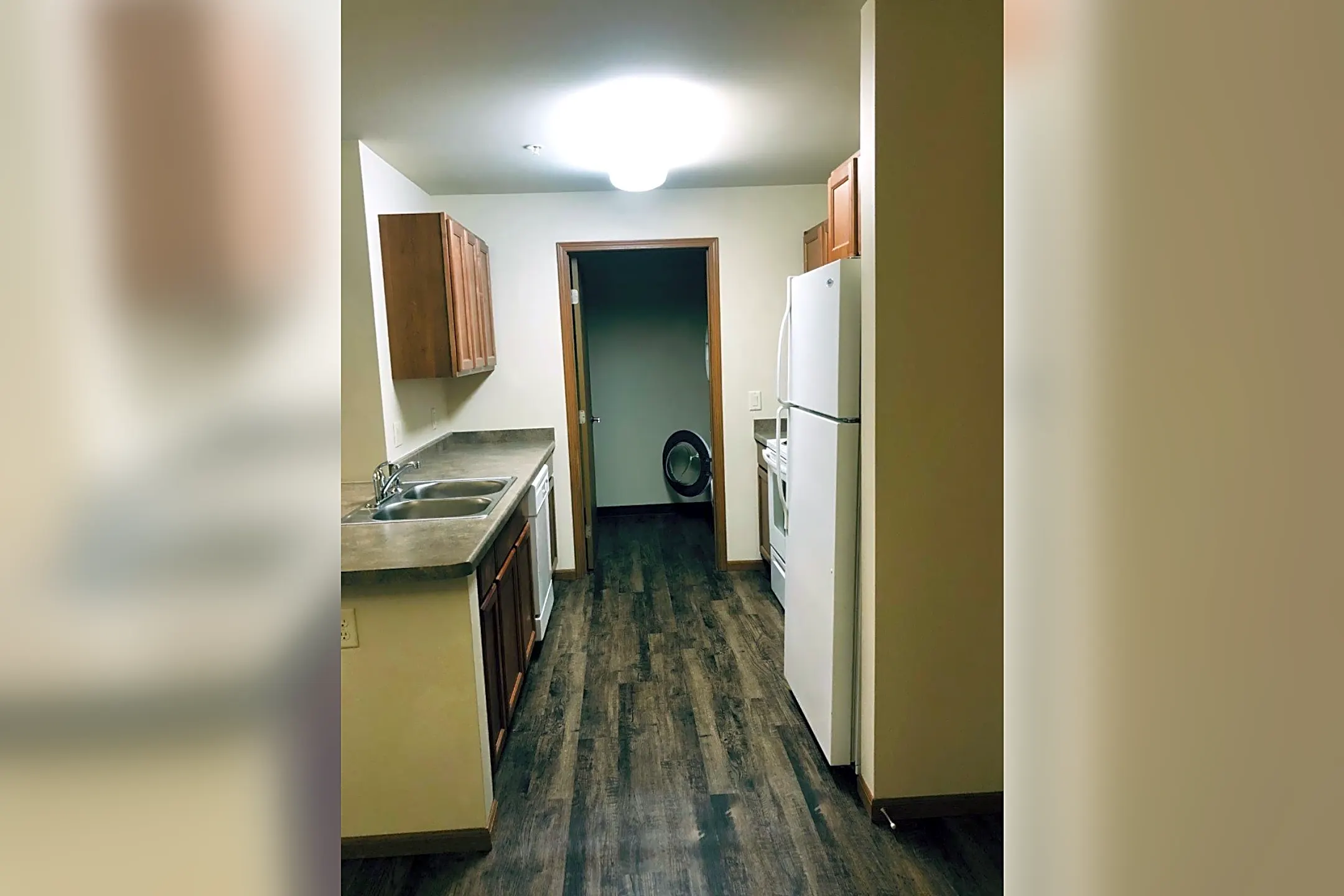 Park Place Senior Apartments 305 East Main Street Reedsburg, WI