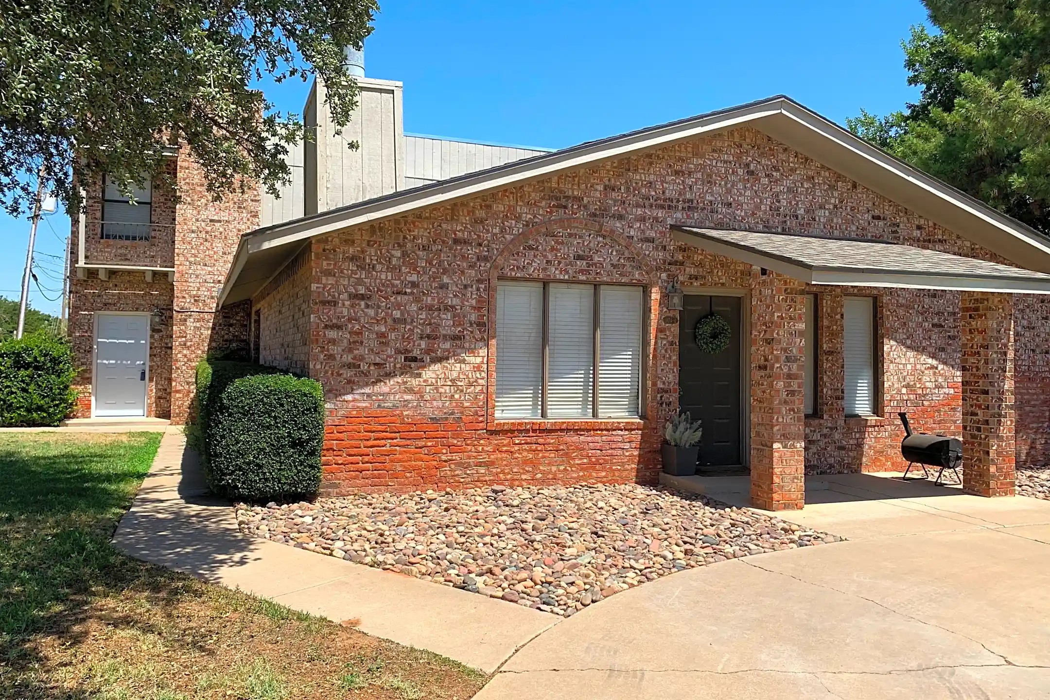 424 W Pecan Ave 424 W Pecan Ave unit D Midland, TX Houses for Rent