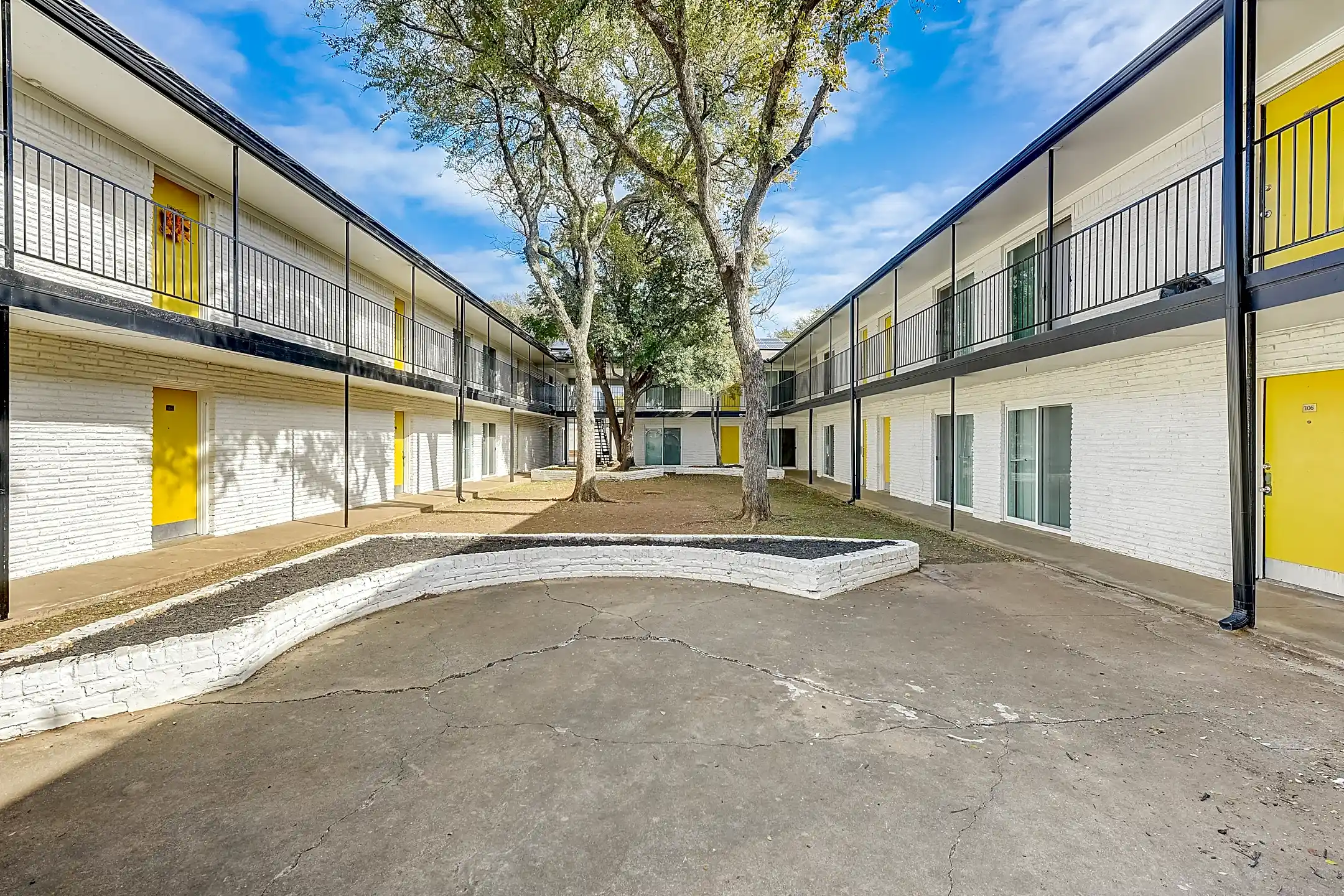 Hart House 1235 Hartsdale Dr Dallas, TX Apartments for Rent Rent.