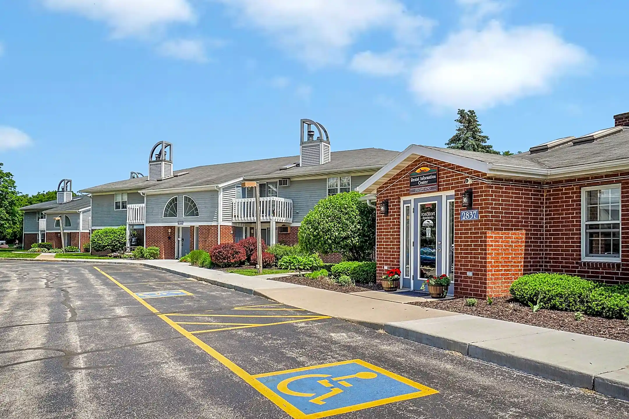 Foxcroft Apartments 2837 Viking Dr Green Bay, WI Apartments for Rent Rent.