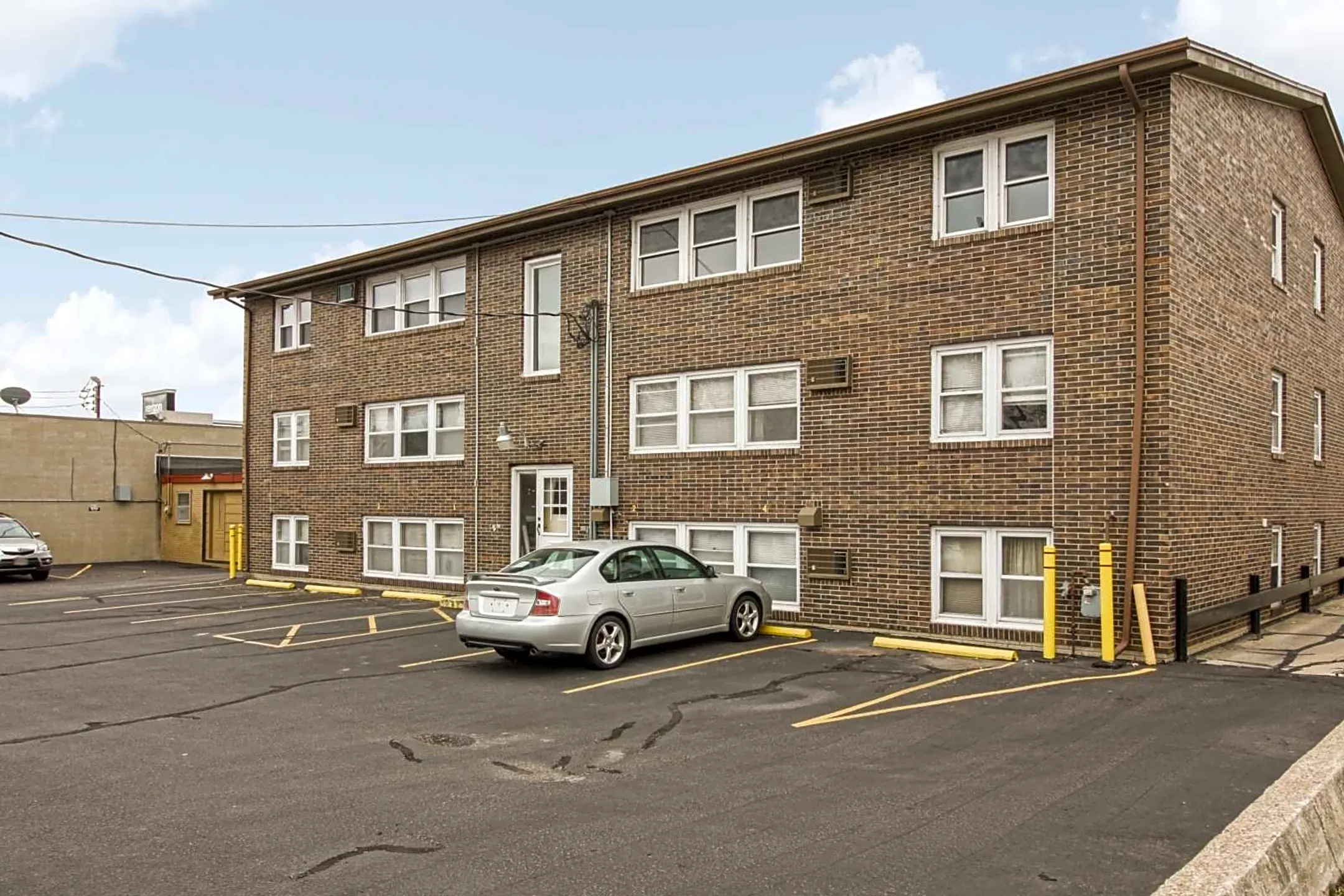 Kiwanis Avenue Apartments - 3304 South Kiwanis Avenue | Sioux Falls, SD ...